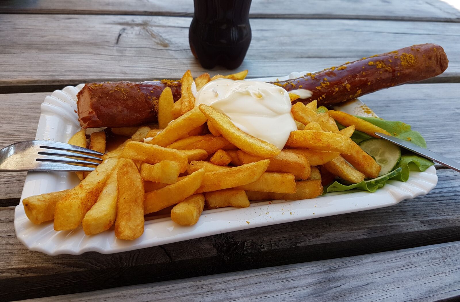 Samsung Galaxy S7 Edge sample photo. Eat, currywurst, ketchup photography