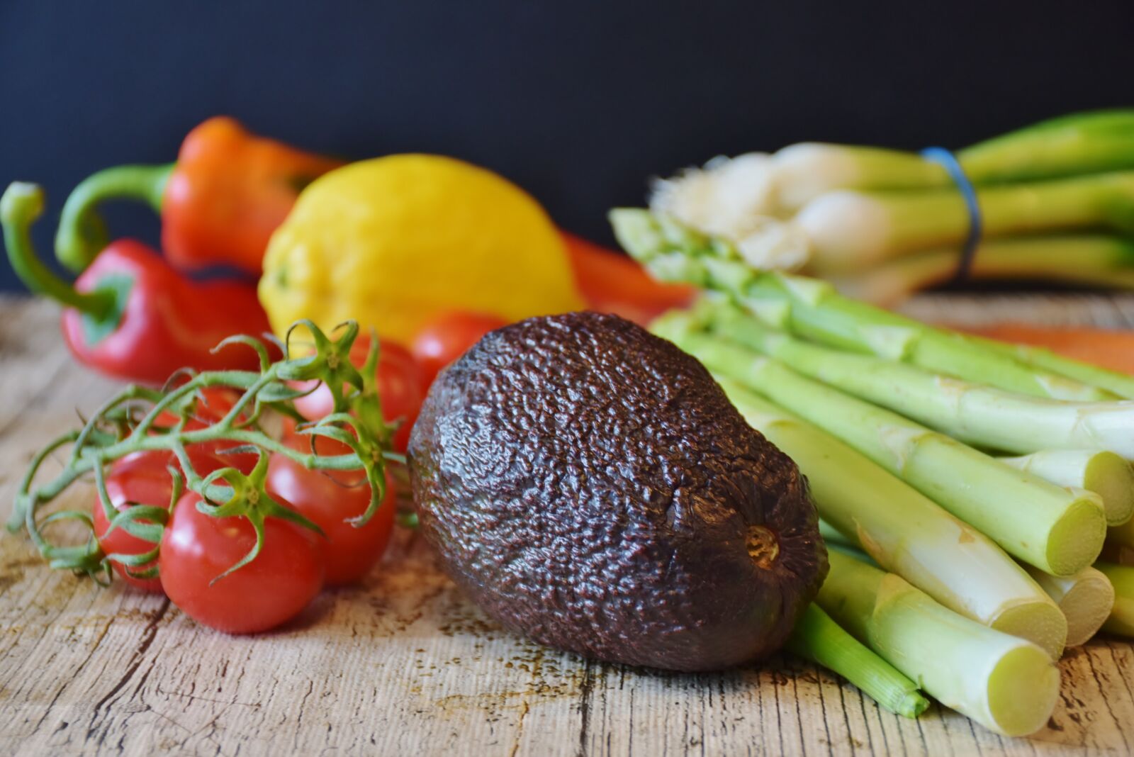 Nikon D7200 sample photo. Vegetables, asparagus, tomatoes photography