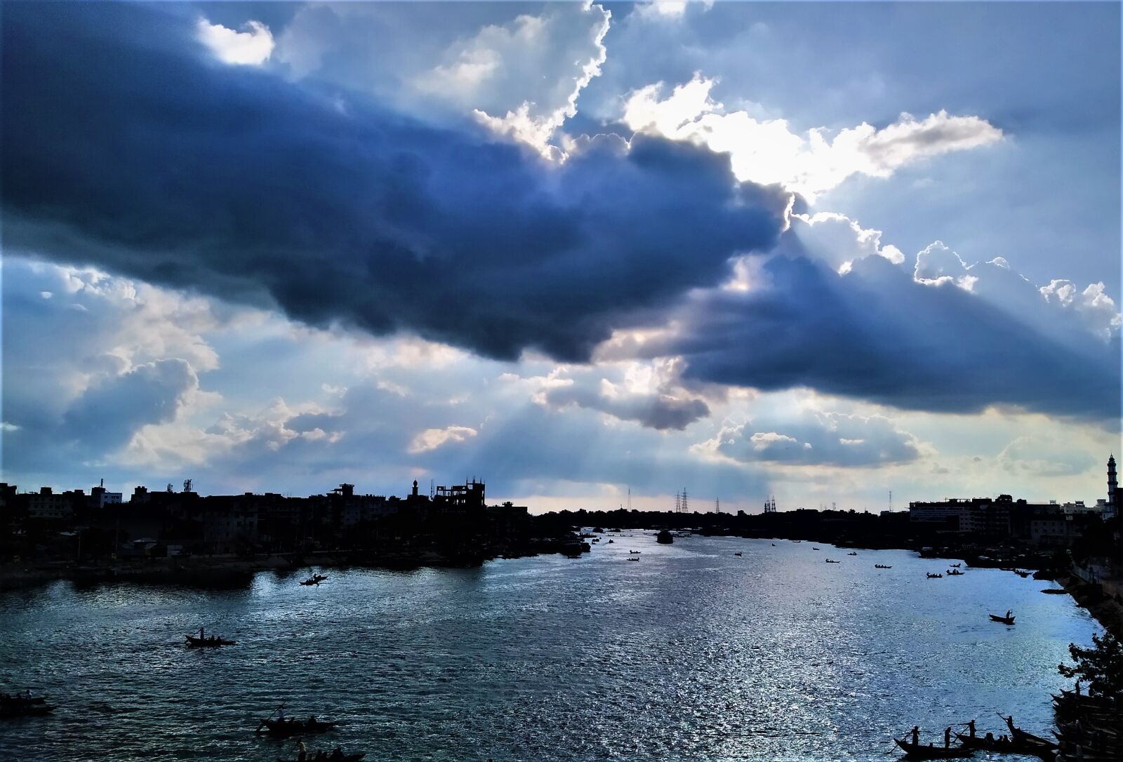 Xiaomi Redmi 7 sample photo. City, river, sky photography