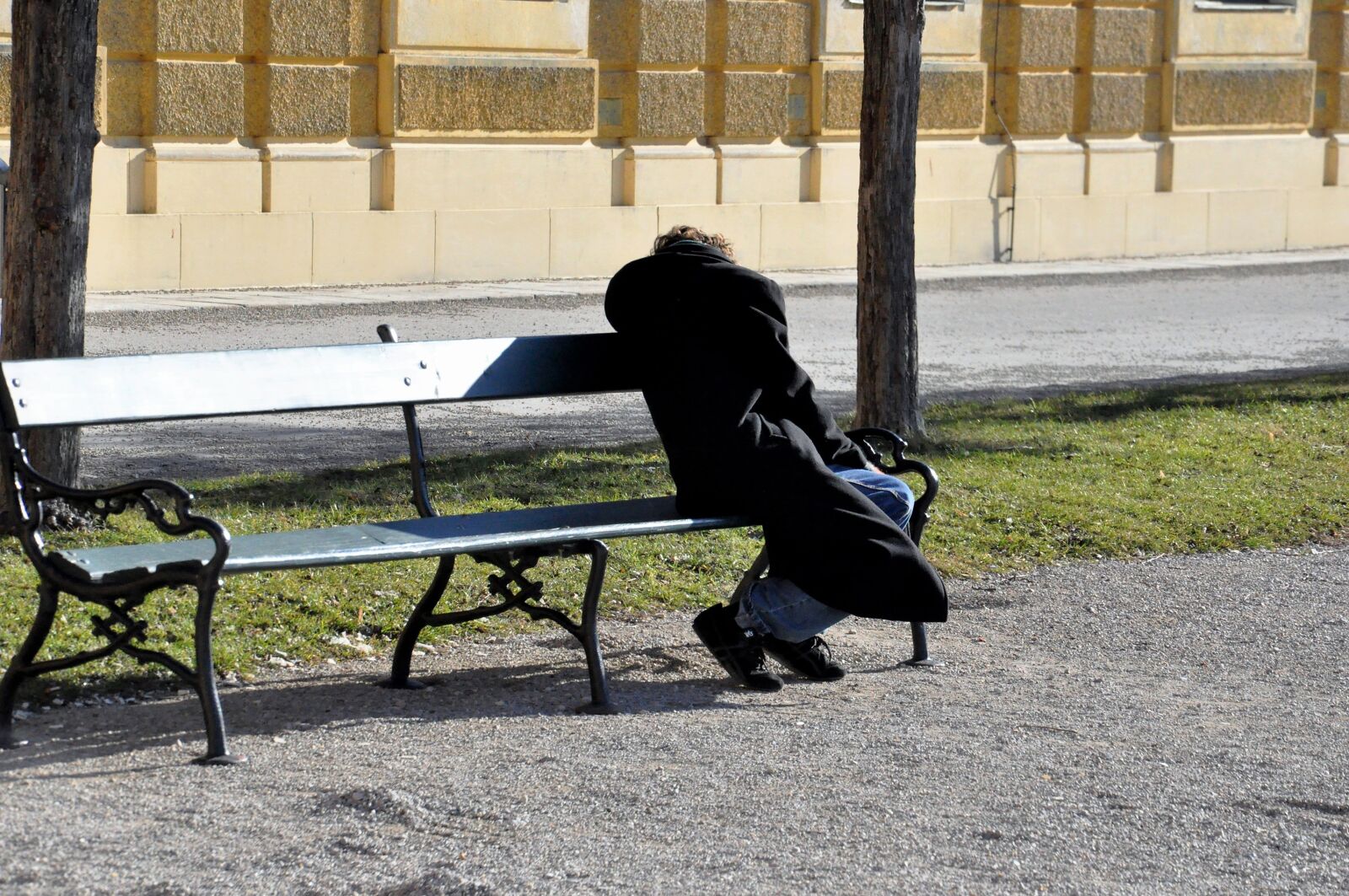 Nikon D90 sample photo. Homeless, park bench, person photography