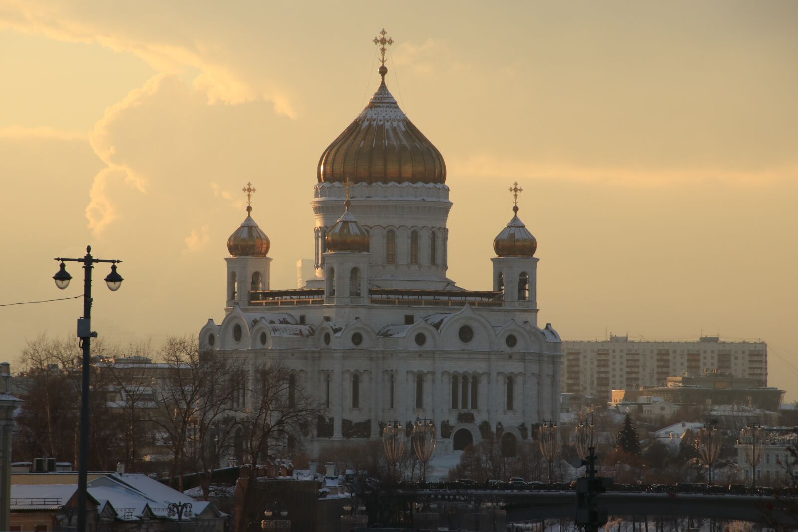 Canon EOS 77D (EOS 9000D / EOS 770D) sample photo. Moscow, sunset, river photography