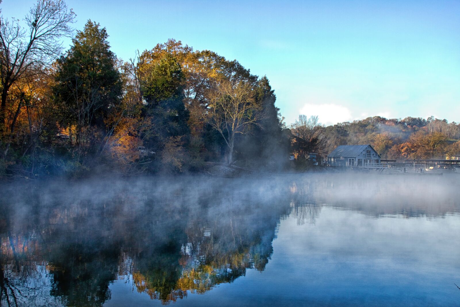 Canon EOS 550D (EOS Rebel T2i / EOS Kiss X4) sample photo. Morning, water, landscape photography