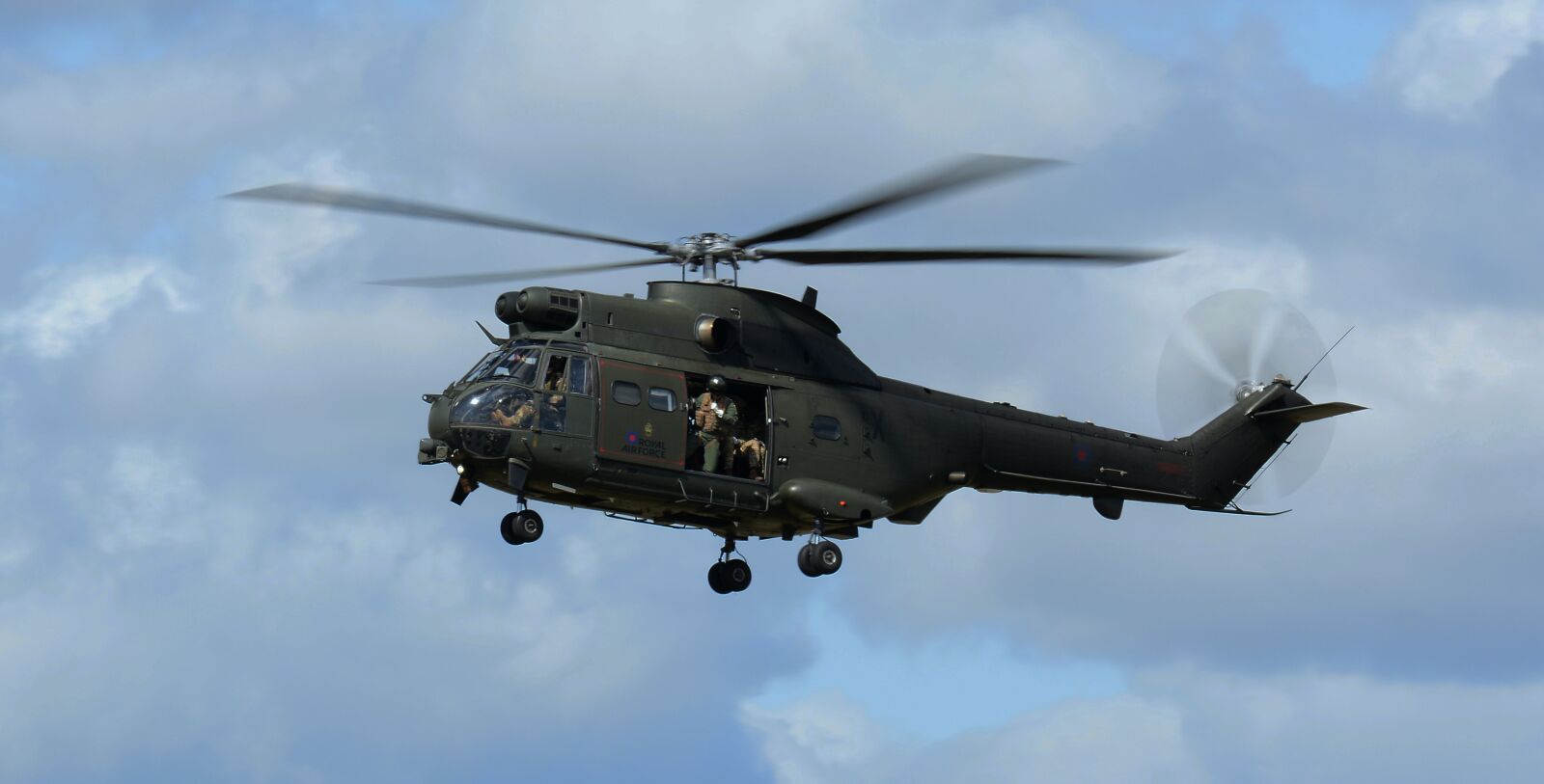 Nikon D7100 sample photo. Helicopter, puma, raf photography