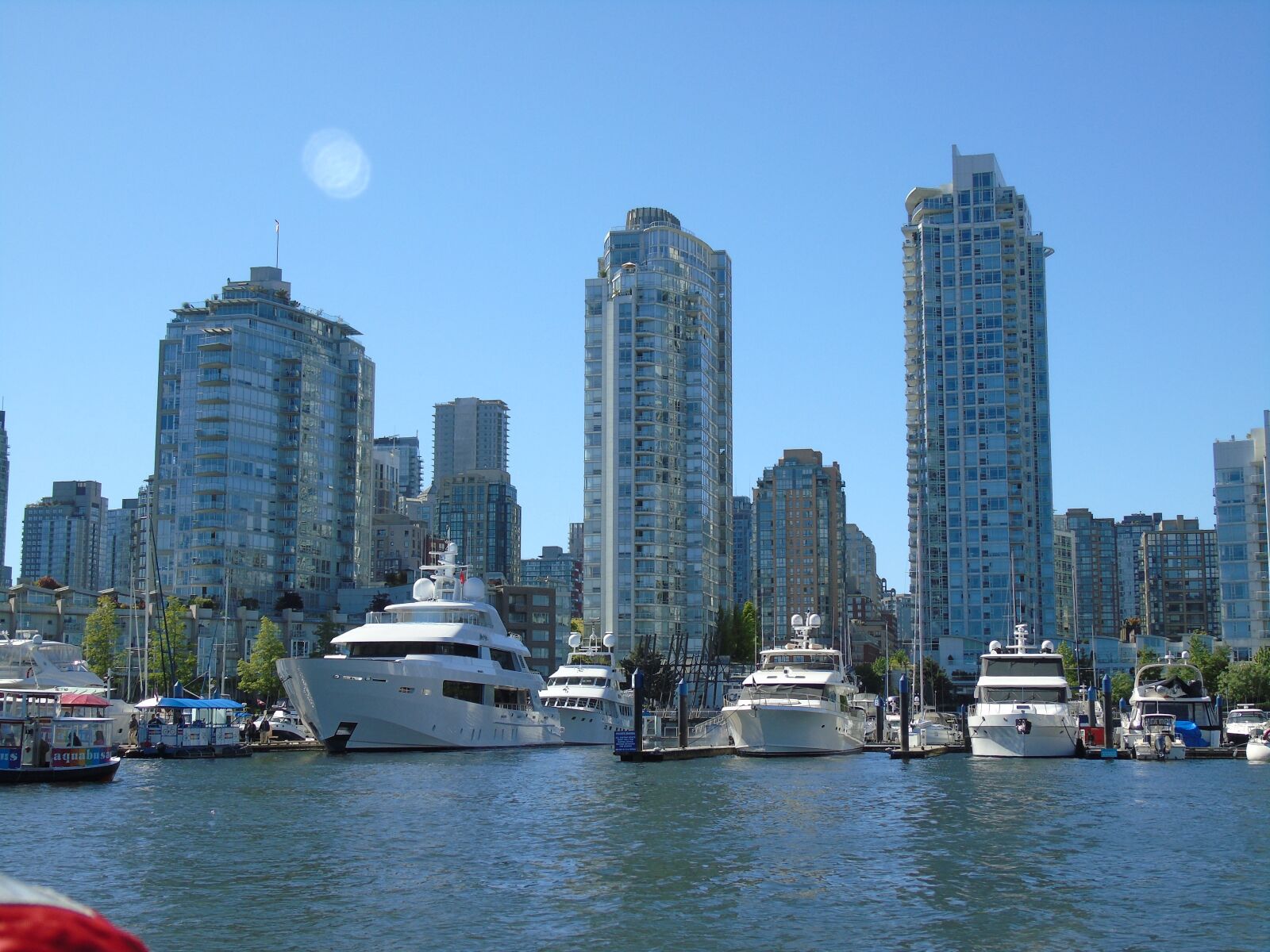 Sony Cyber-shot DSC-H400 sample photo. View, vancouver, canada photography