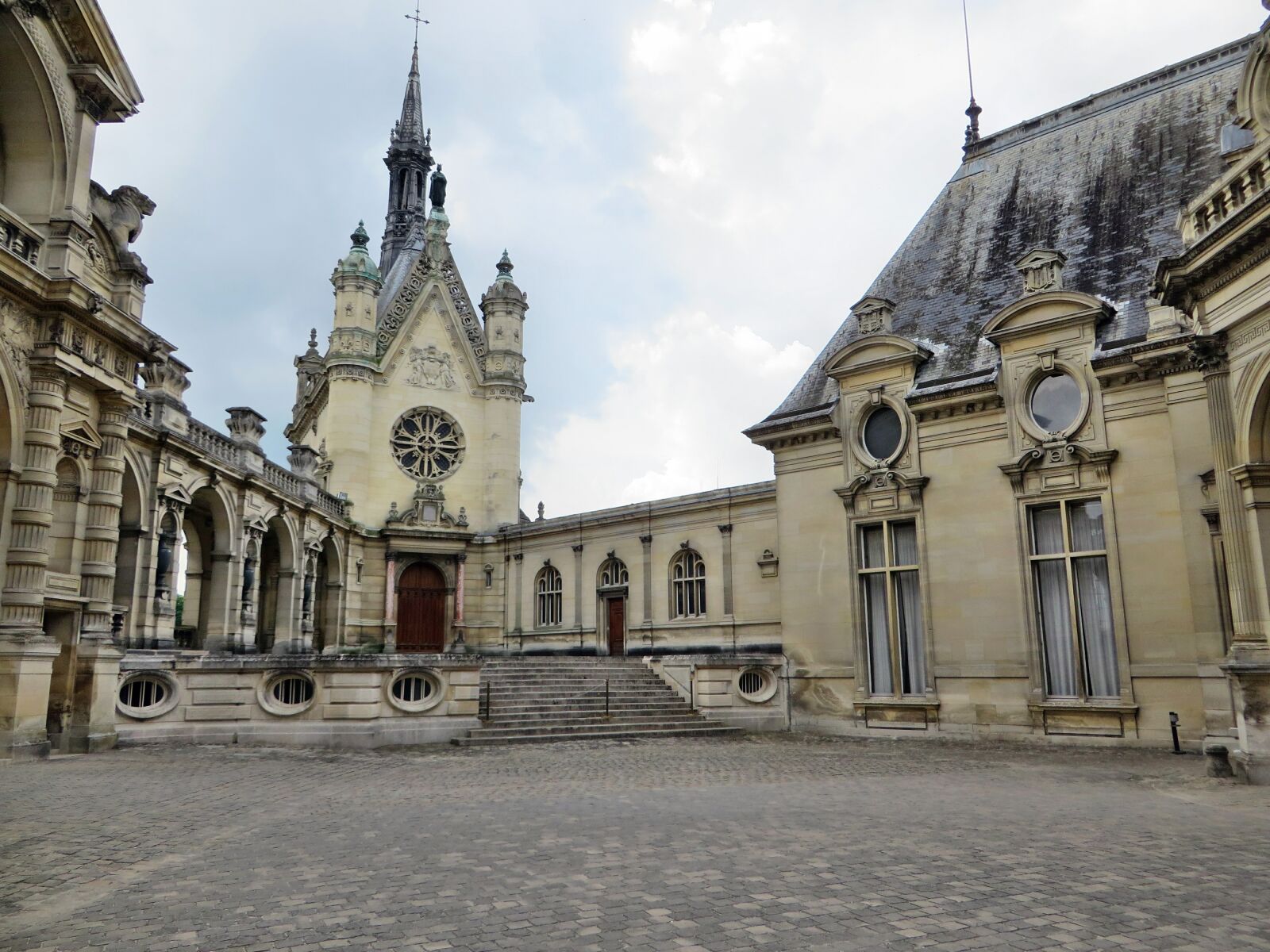 Canon PowerShot SX270 HS sample photo. Chantilly, castle, great conde photography