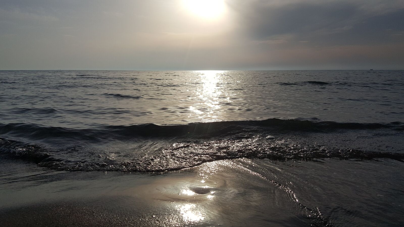 Samsung Galaxy Note5 sample photo. Sun, reflection, sea photography