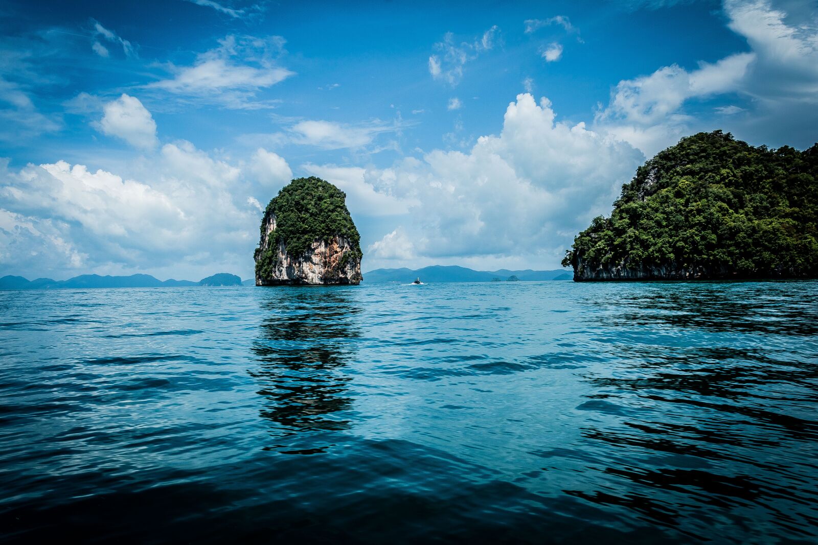 Canon EOS 70D + Canon EF-S 18-55mm F3.5-5.6 IS sample photo. Thailand, ocean, sea photography