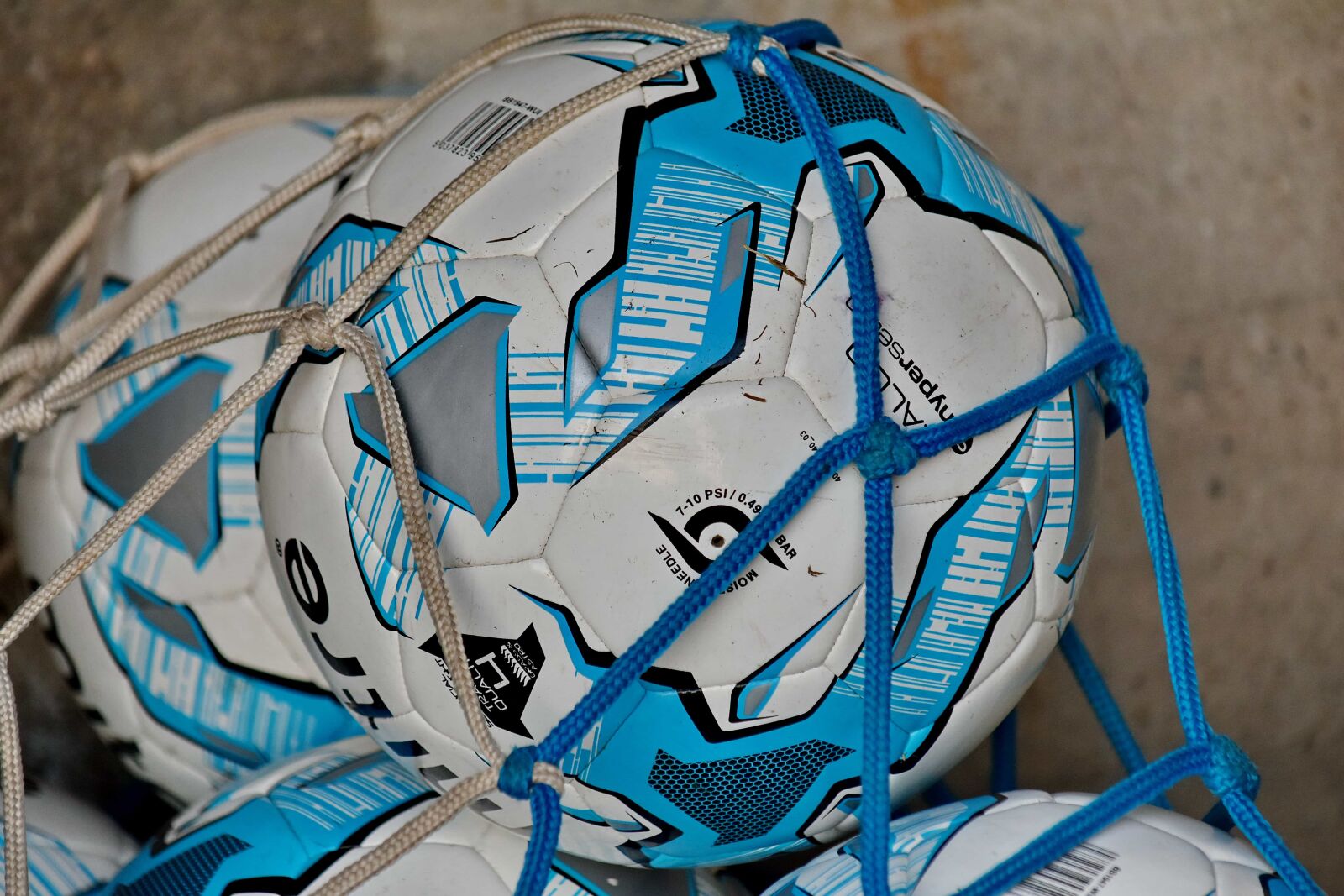 Nikon D5500 sample photo. Network, soccer ball, equipment photography