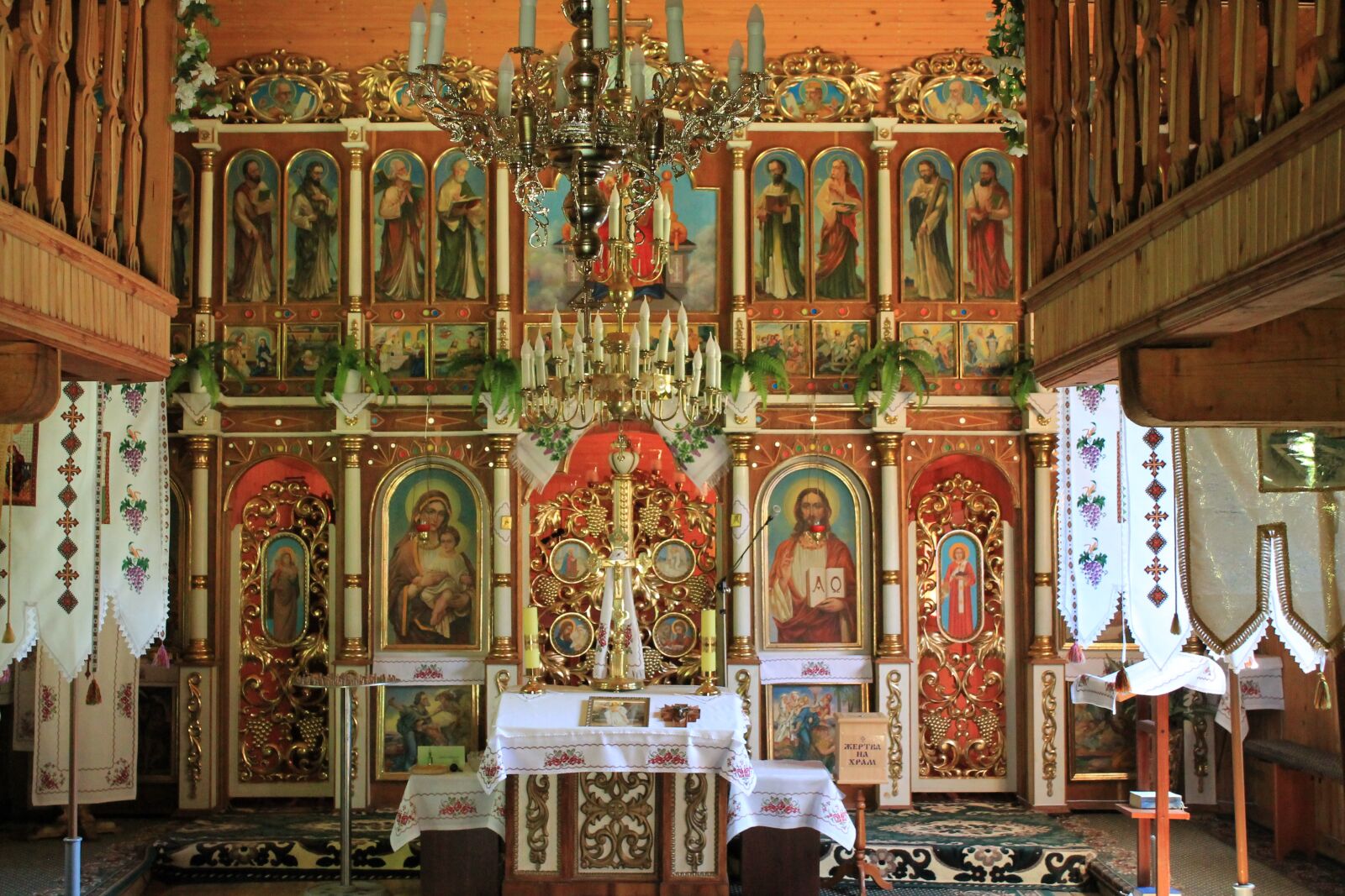 Canon EOS 1100D (EOS Rebel T3 / EOS Kiss X50) sample photo. The iconostasis, church, decoration photography
