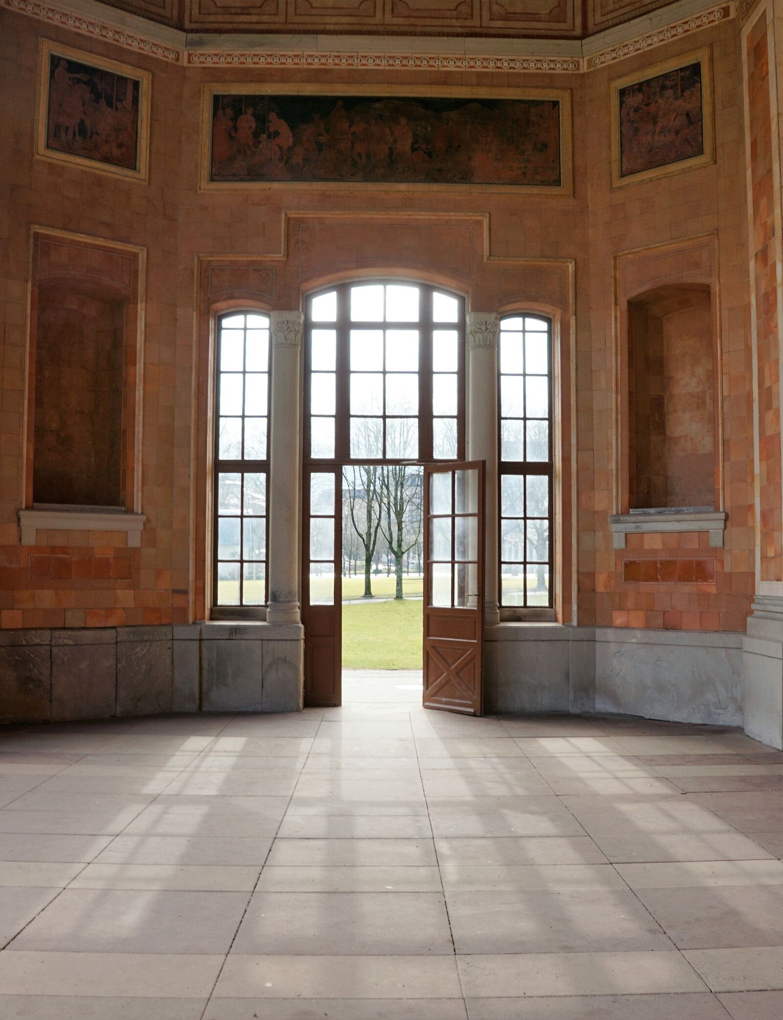 Sony ILCA-77M2 + Sony DT 16-50mm F2.8 SSM sample photo. Baden baden, pump room photography