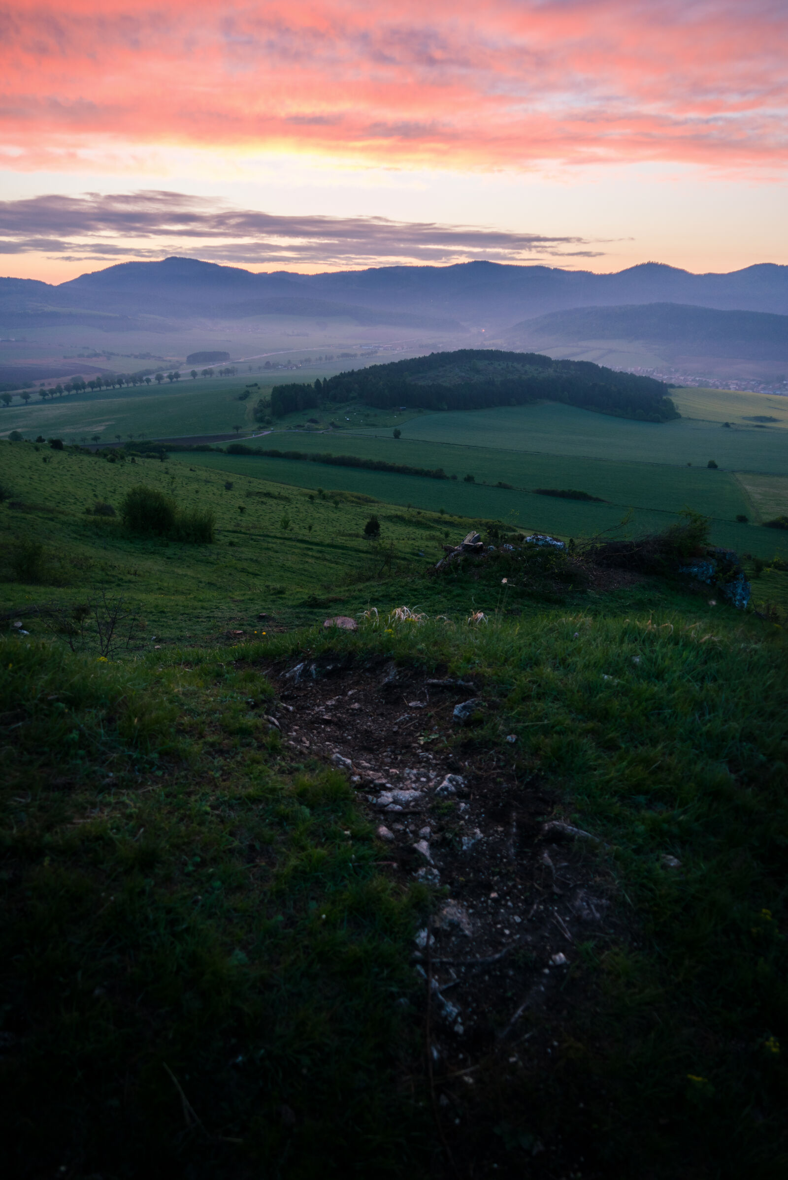 Sony a7R + Sony FE 24-240mm F3.5-6.3 OSS sample photo. Landscape, mountains, nature, sky photography