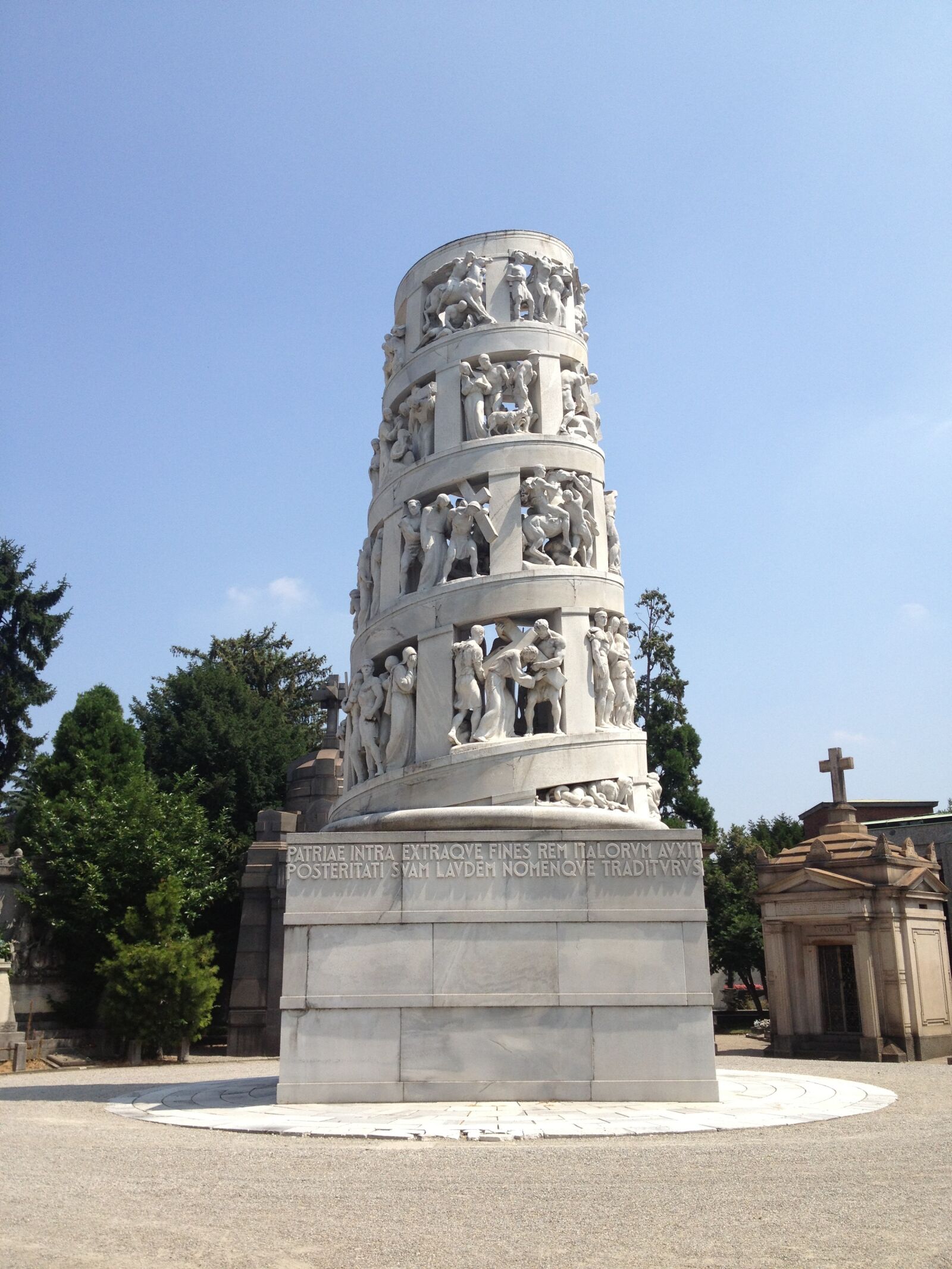 Apple iPhone 4S sample photo. Cemetery, milan, sculpture photography