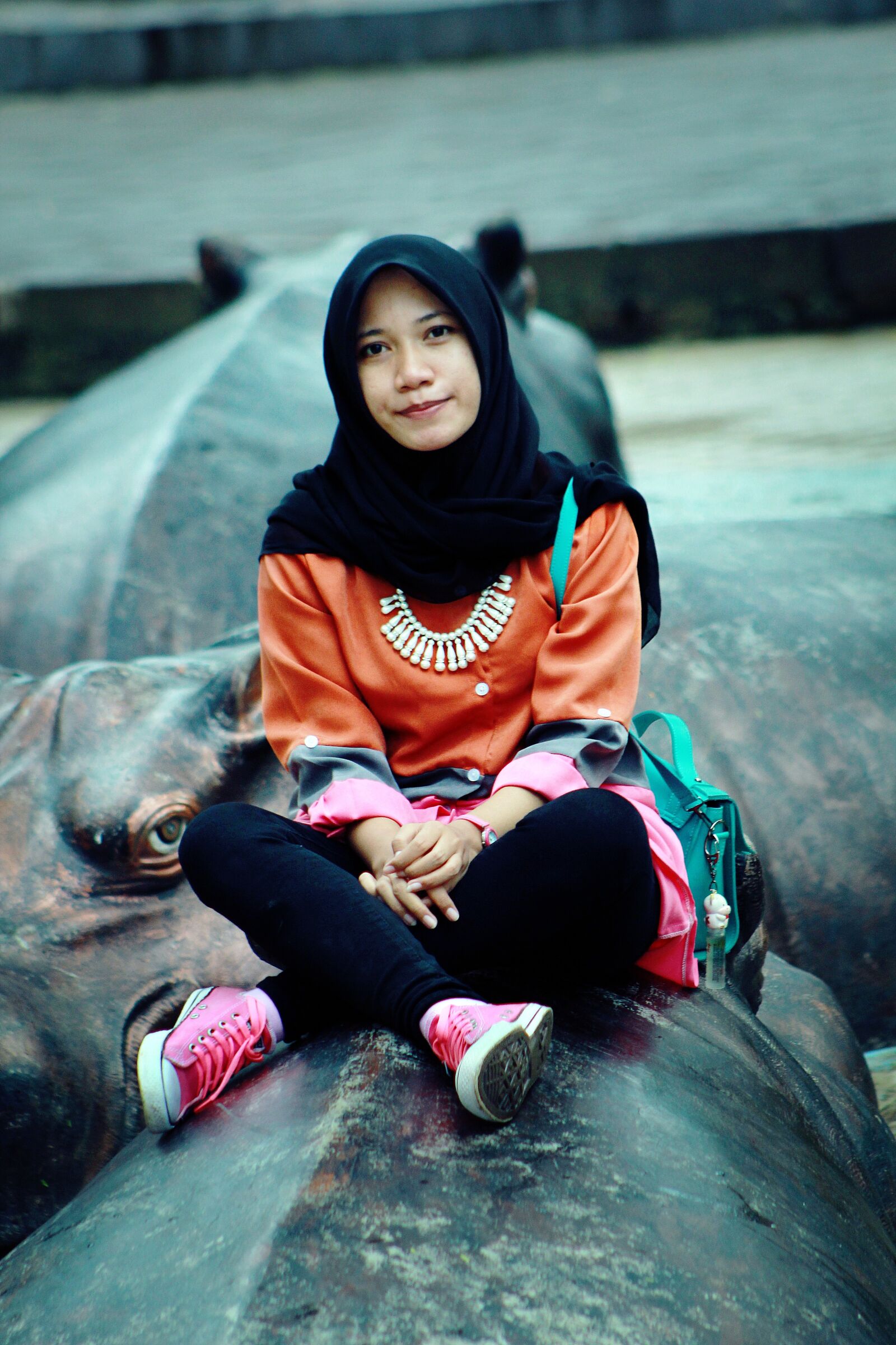 Canon EOS 550D (EOS Rebel T2i / EOS Kiss X4) sample photo. Hijab, islam, muslim photography