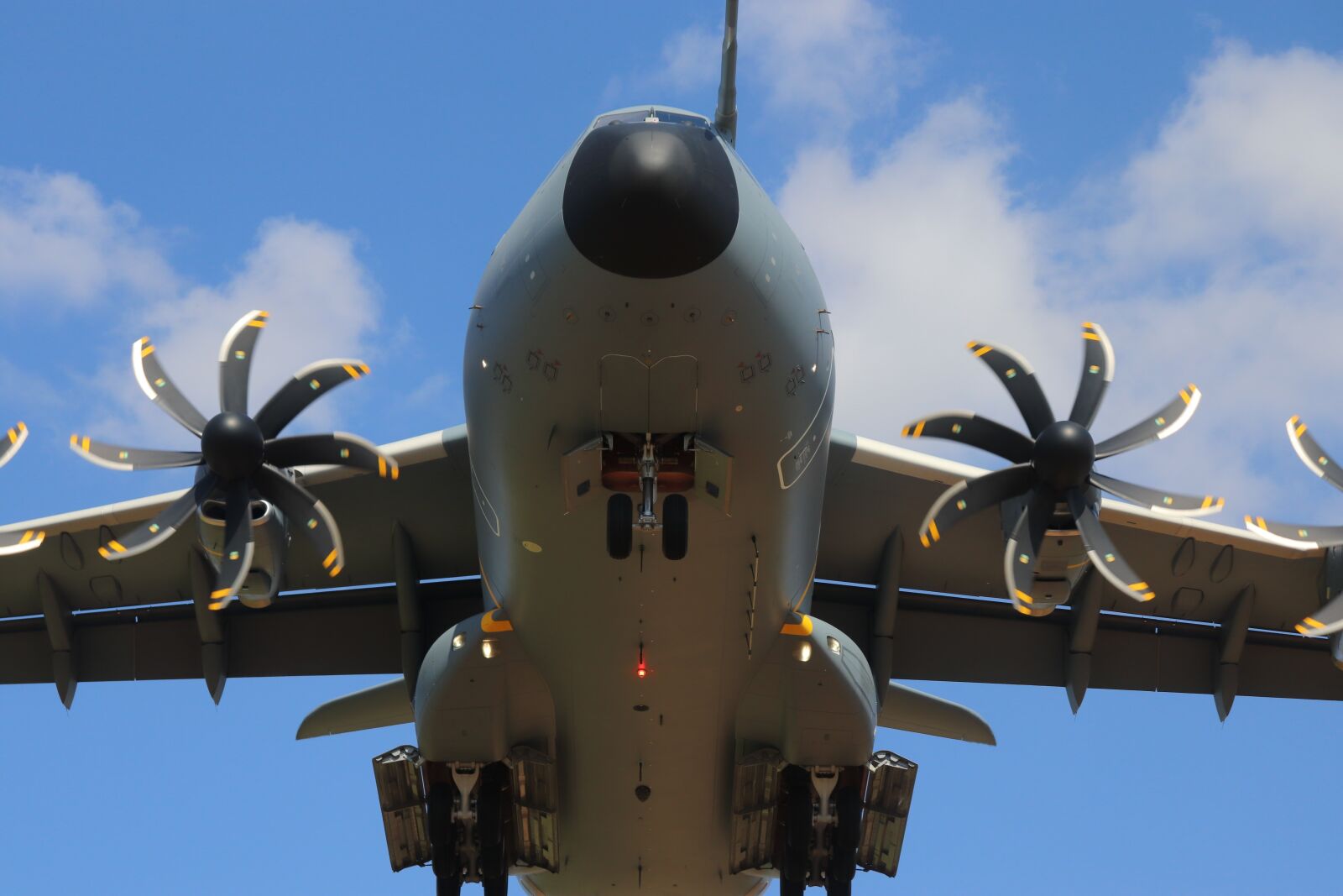 Canon EOS 200D (EOS Rebel SL2 / EOS Kiss X9) sample photo. Aircraft, military, airbus photography