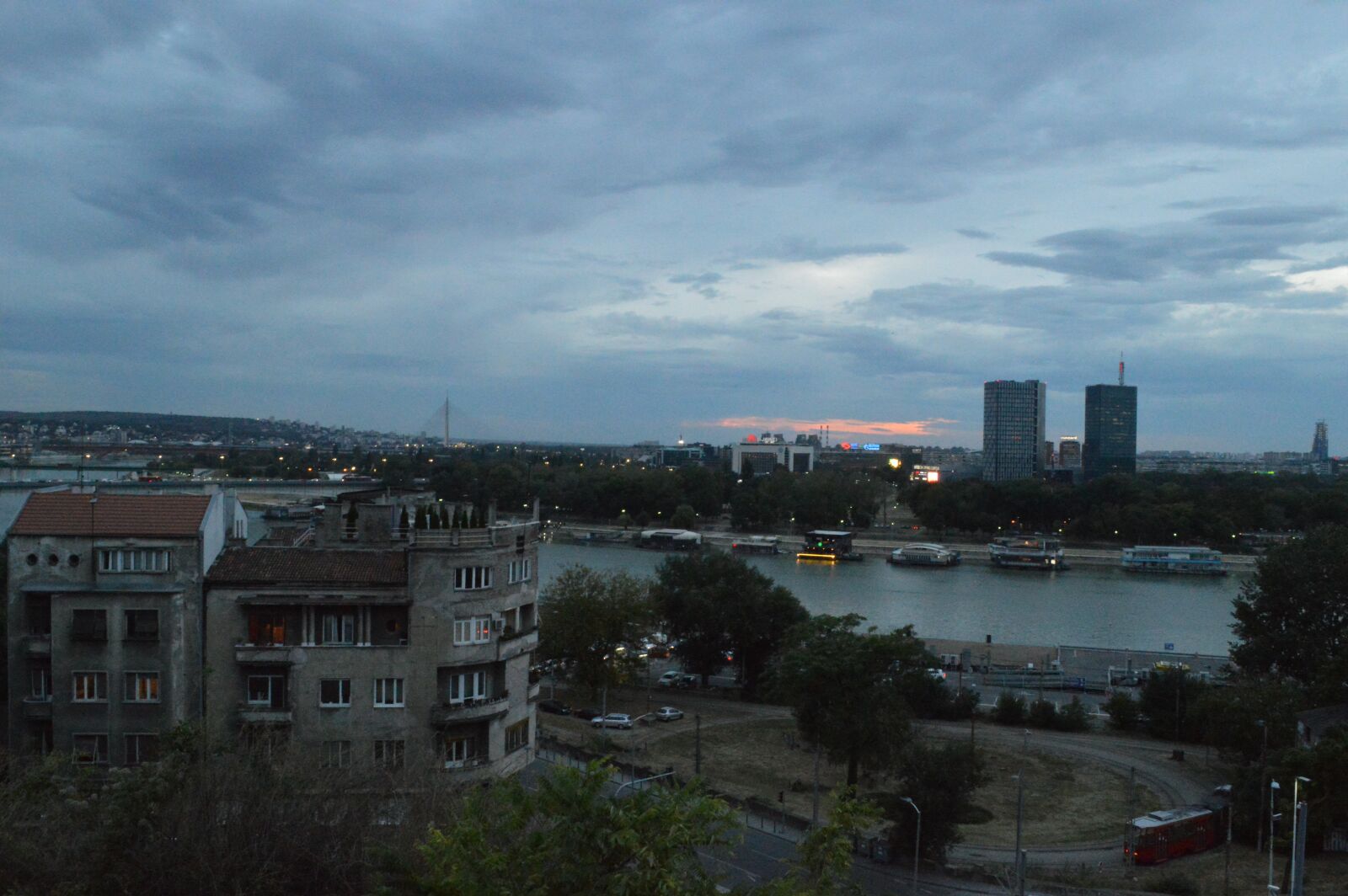 Nikon D3200 sample photo. "City, panorama, belgrade" photography
