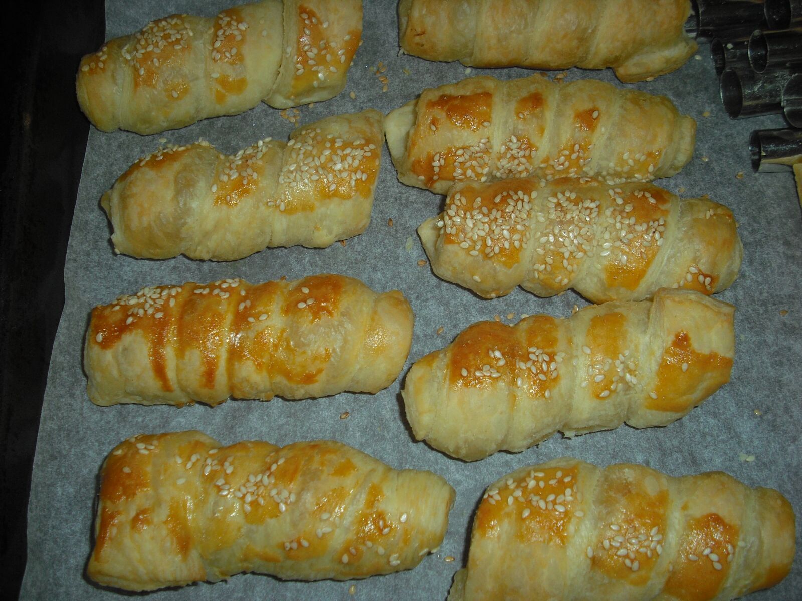 CASIO EX-Z9 sample photo. Pastry, crispy, excellent photography