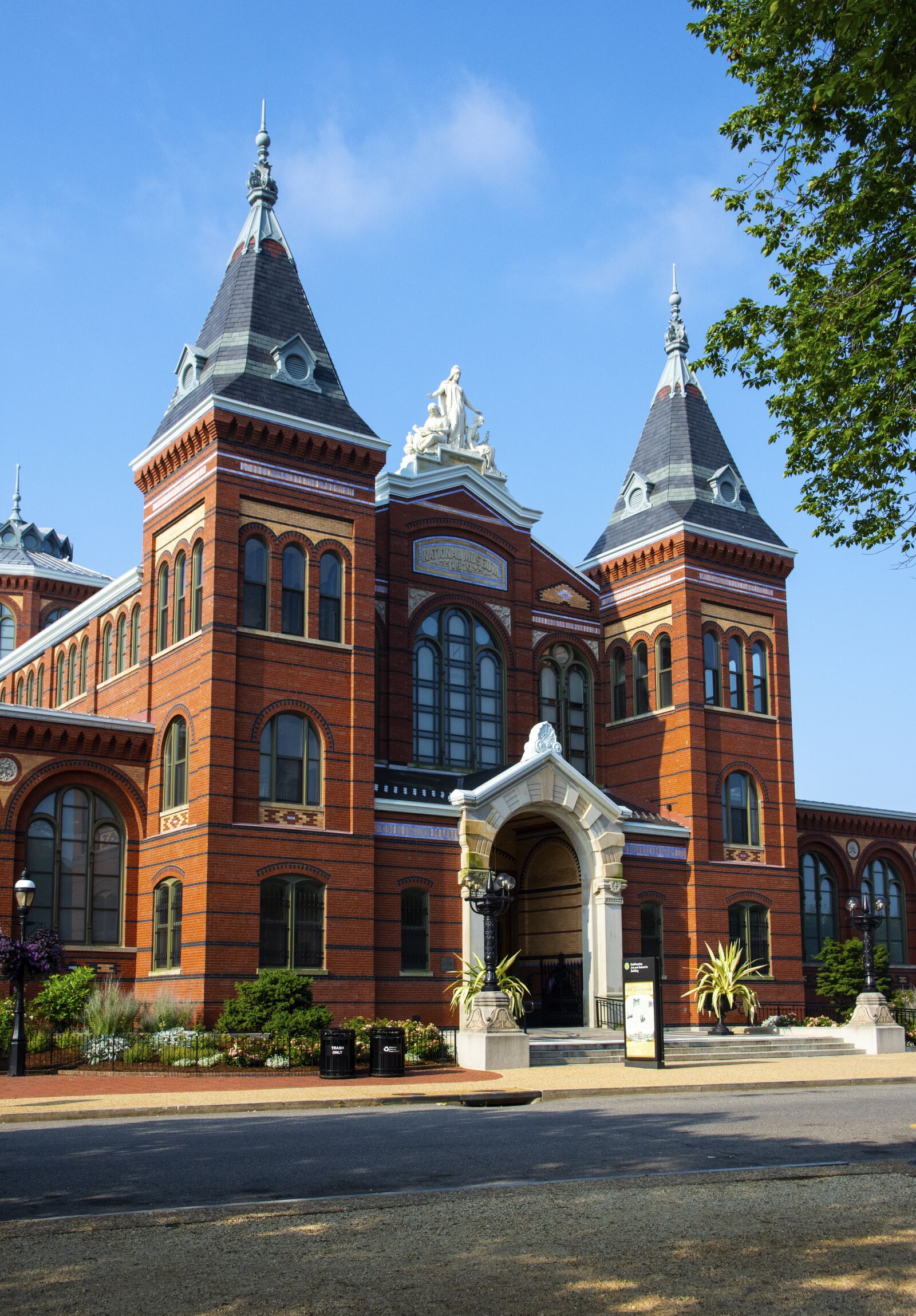 Nikon D7200 sample photo. Smithsonian, museum, washington photography