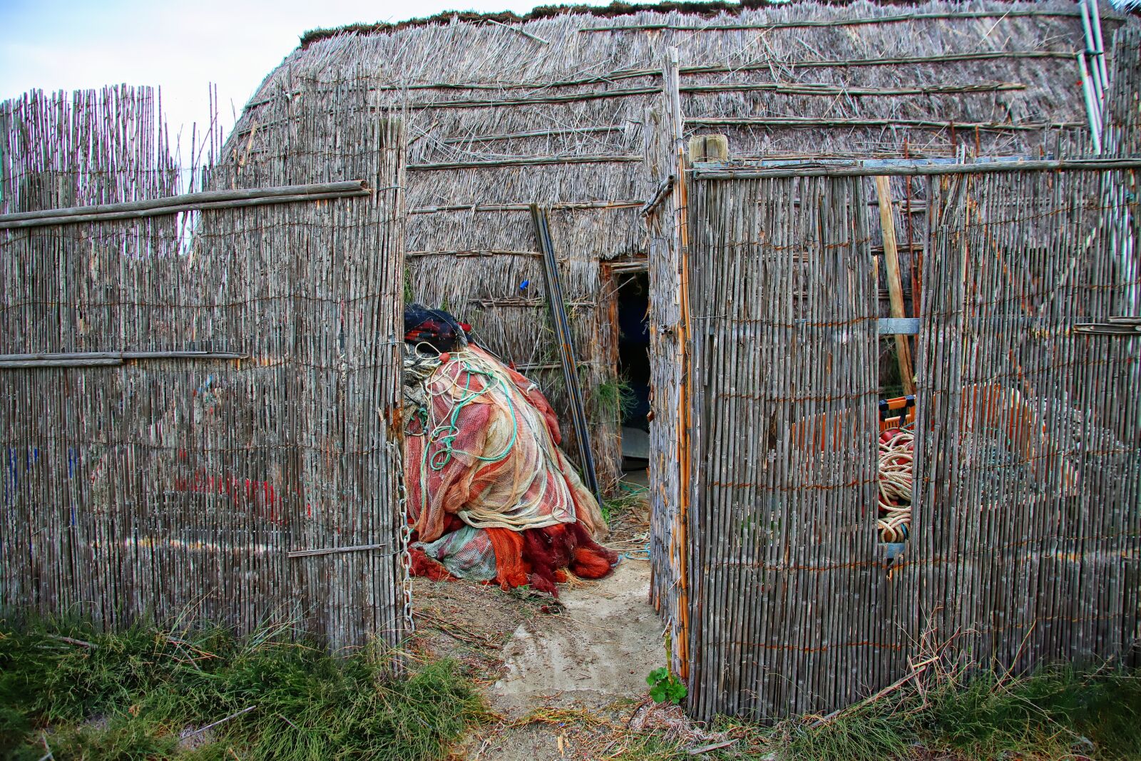 Canon EOS 5D Mark III sample photo. House, fishing, net photography