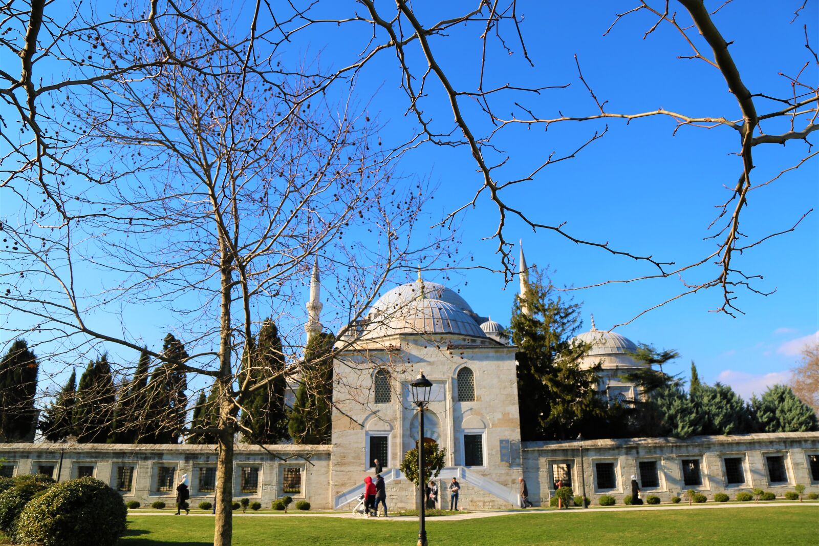 Canon EF 24-105mm F4L IS USM sample photo. Cami, the minarets, dome photography