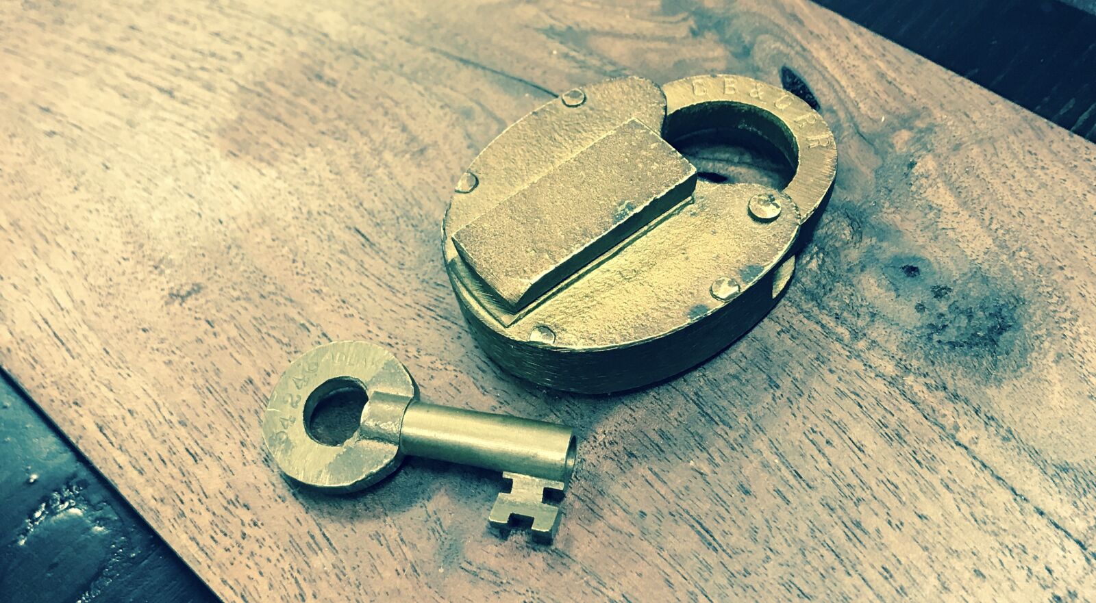 Apple iPhone 7 sample photo. Lock, key, unlock photography