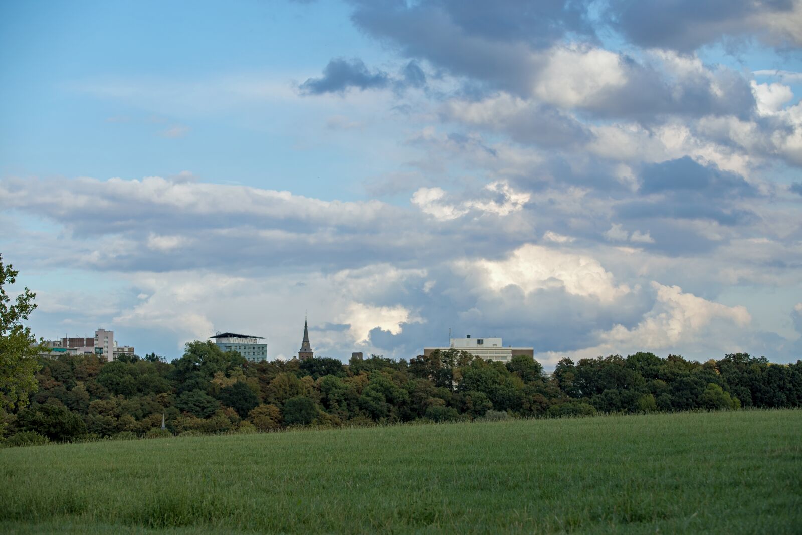 Canon EOS 6D Mark II sample photo. Skyline, kerkrade, landscape photography