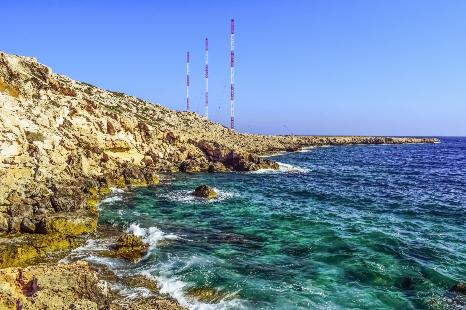 Nikon D3300 sample photo. Cliff, rocky coast, coastline photography