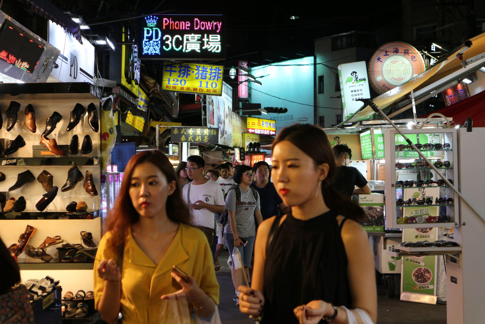 Canon EOS M sample photo