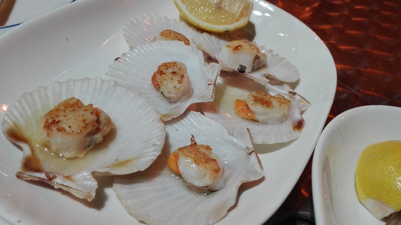 HUAWEI P8 Lite sample photo. Shells, scallops, seafood photography