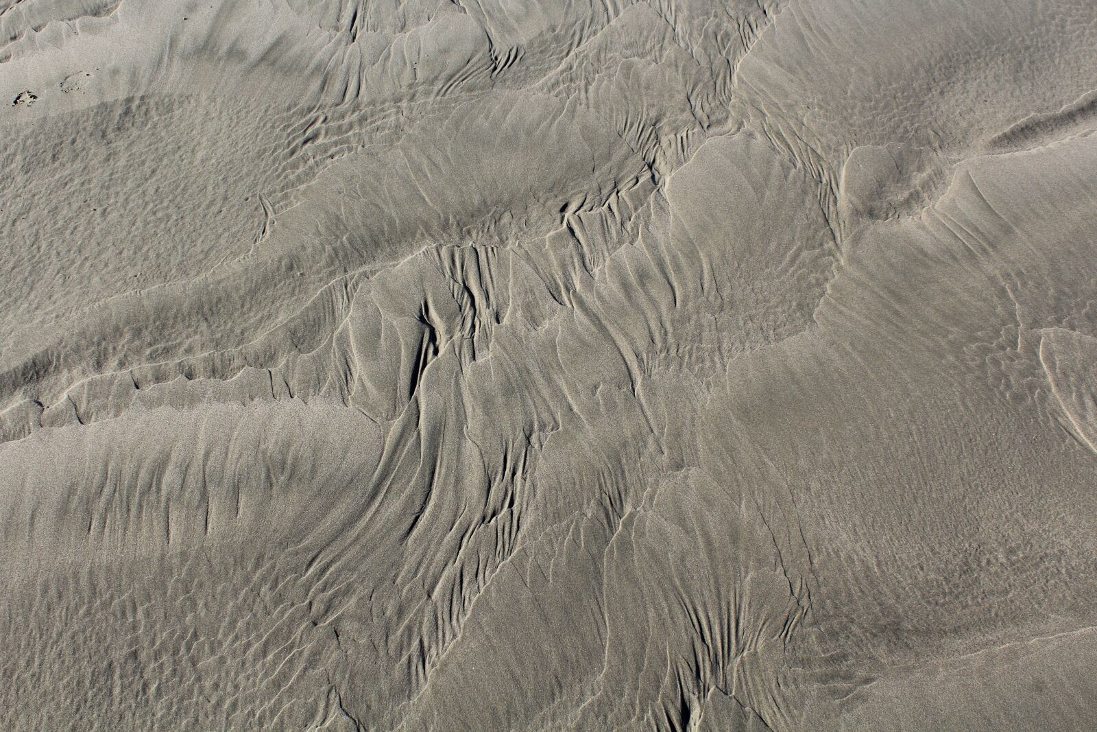 Canon EOS 1200D (EOS Rebel T5 / EOS Kiss X70 / EOS Hi) sample photo. Sand, patterns, texture photography