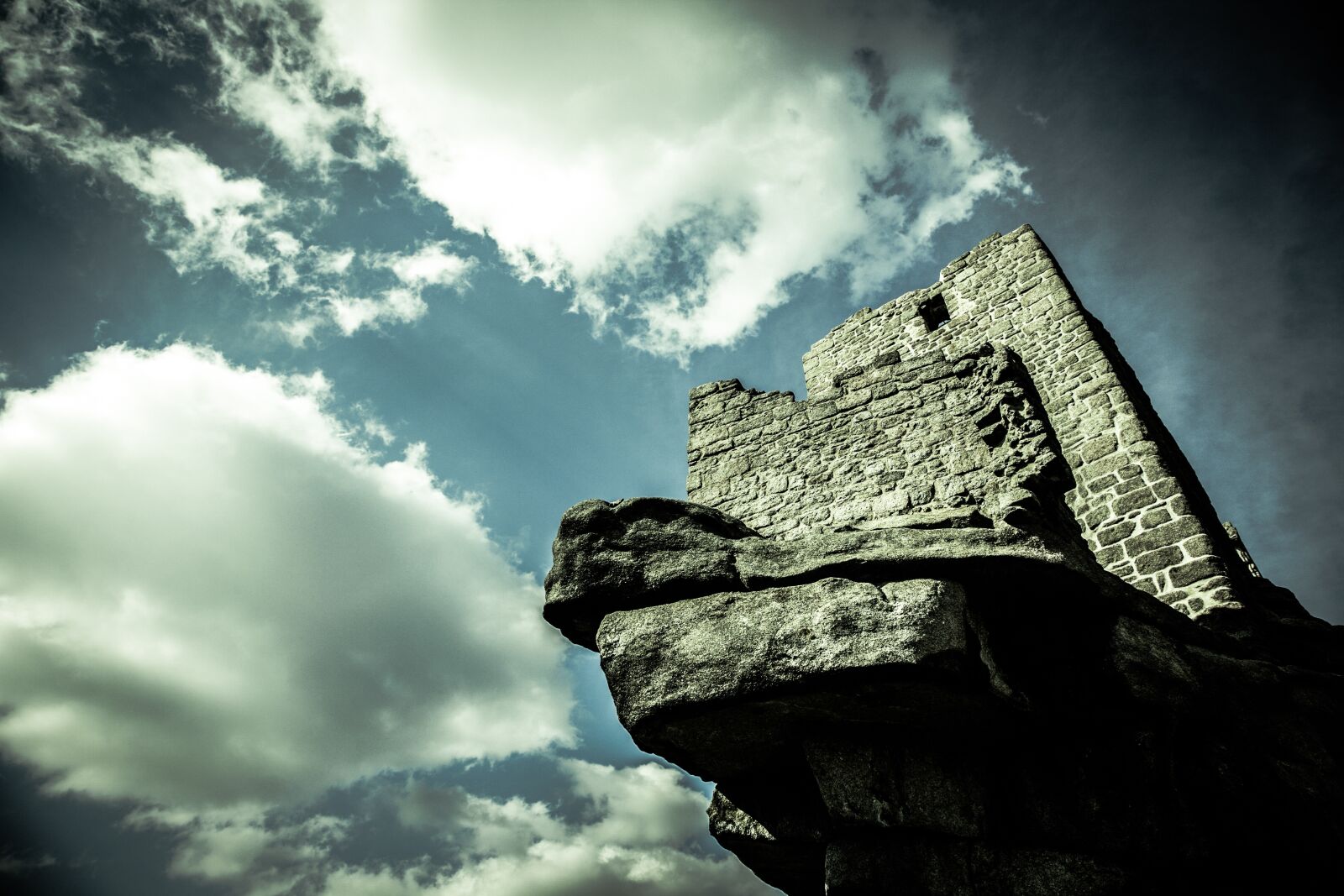 Canon EOS 5D sample photo. Memorial, monument, ruin photography