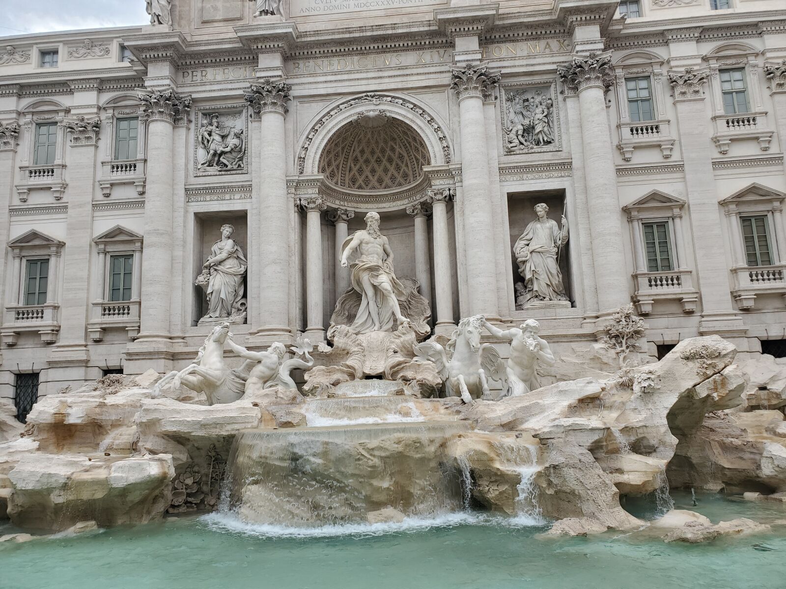 Samsung Galaxy S10+ sample photo. Fountain, italy, sculpture photography