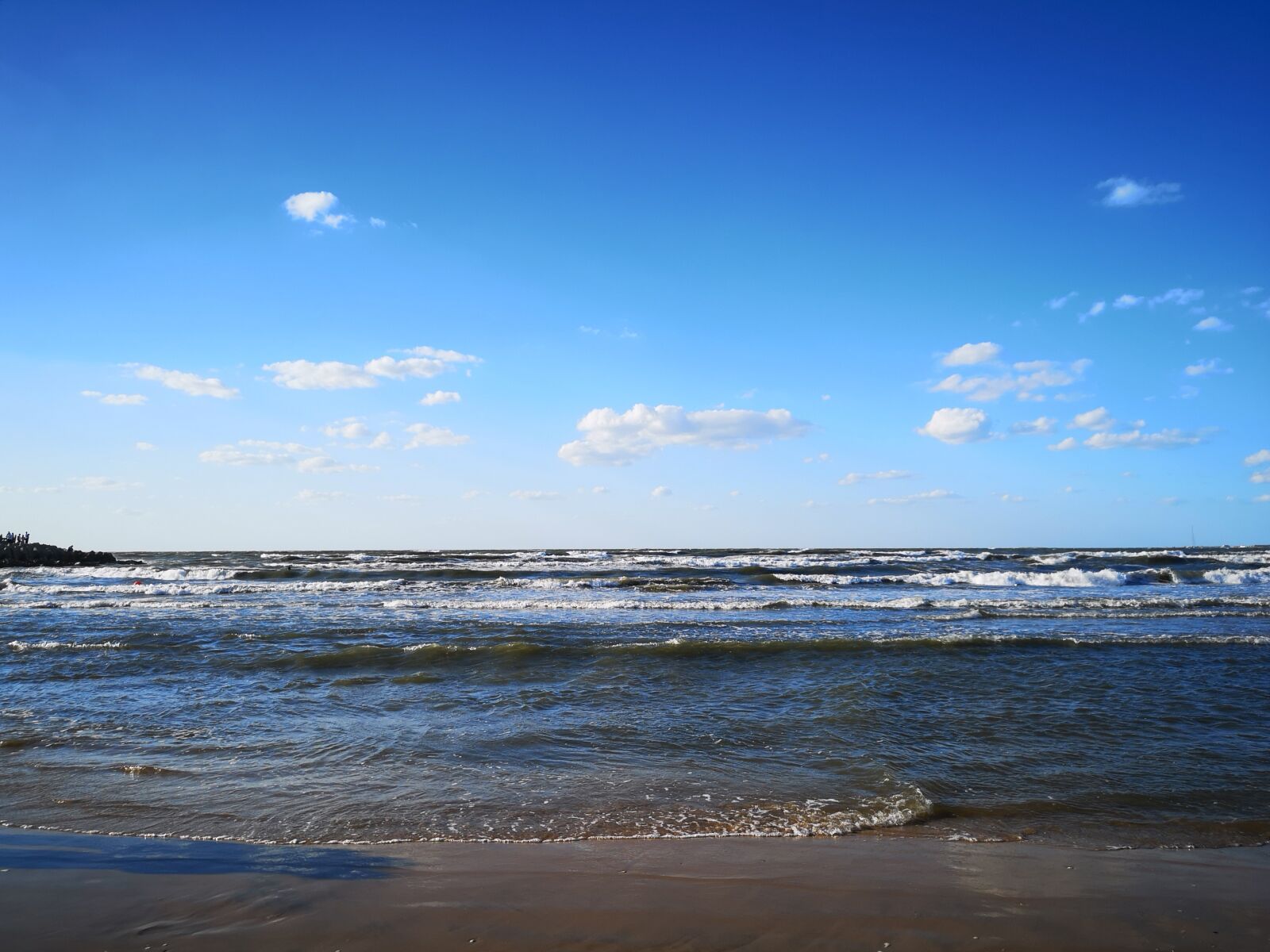 HUAWEI P20 Pro sample photo. Beach, the sea, spray photography