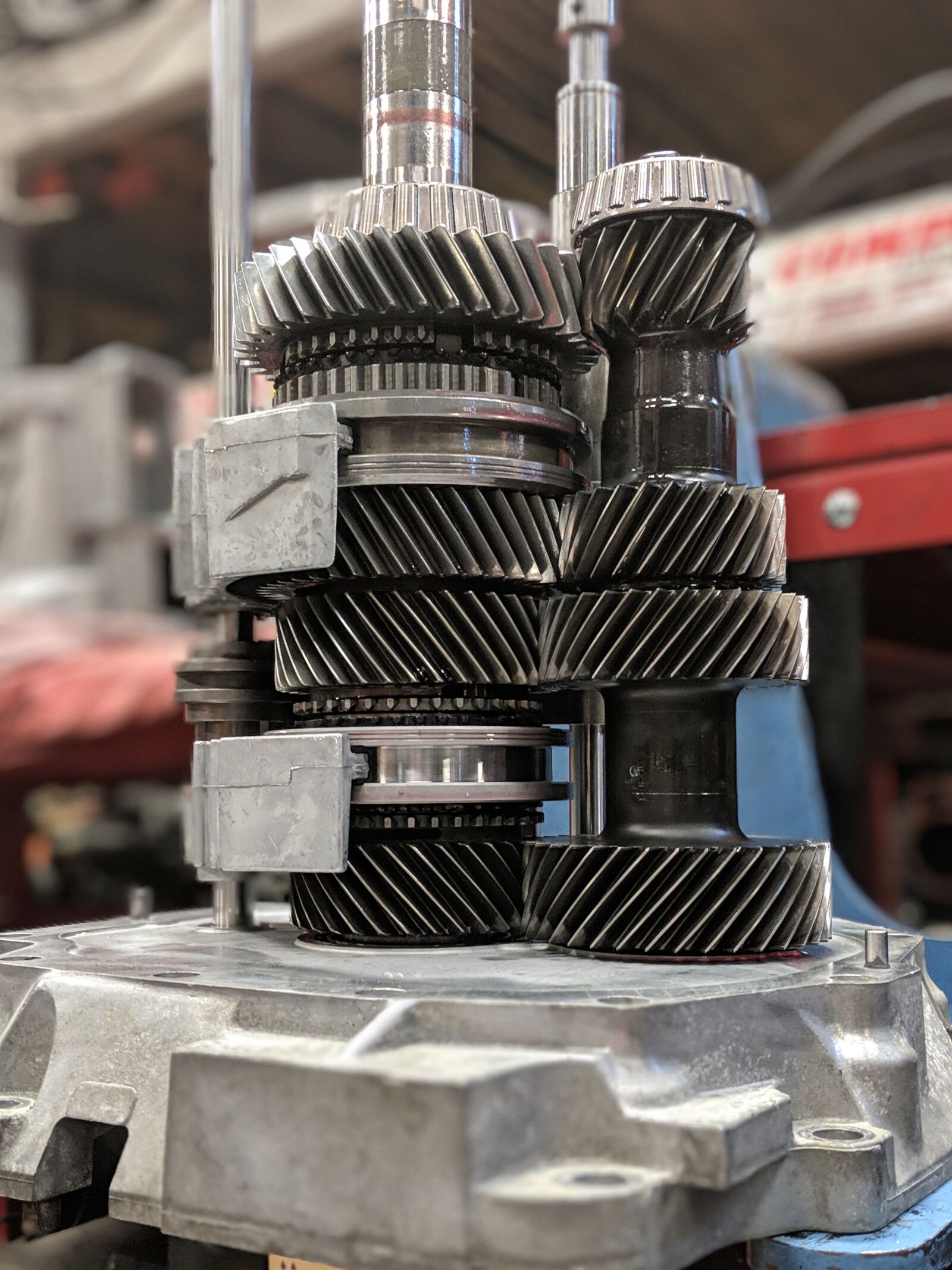 Google Pixel 2 XL sample photo. Transmission, gears, automobile photography