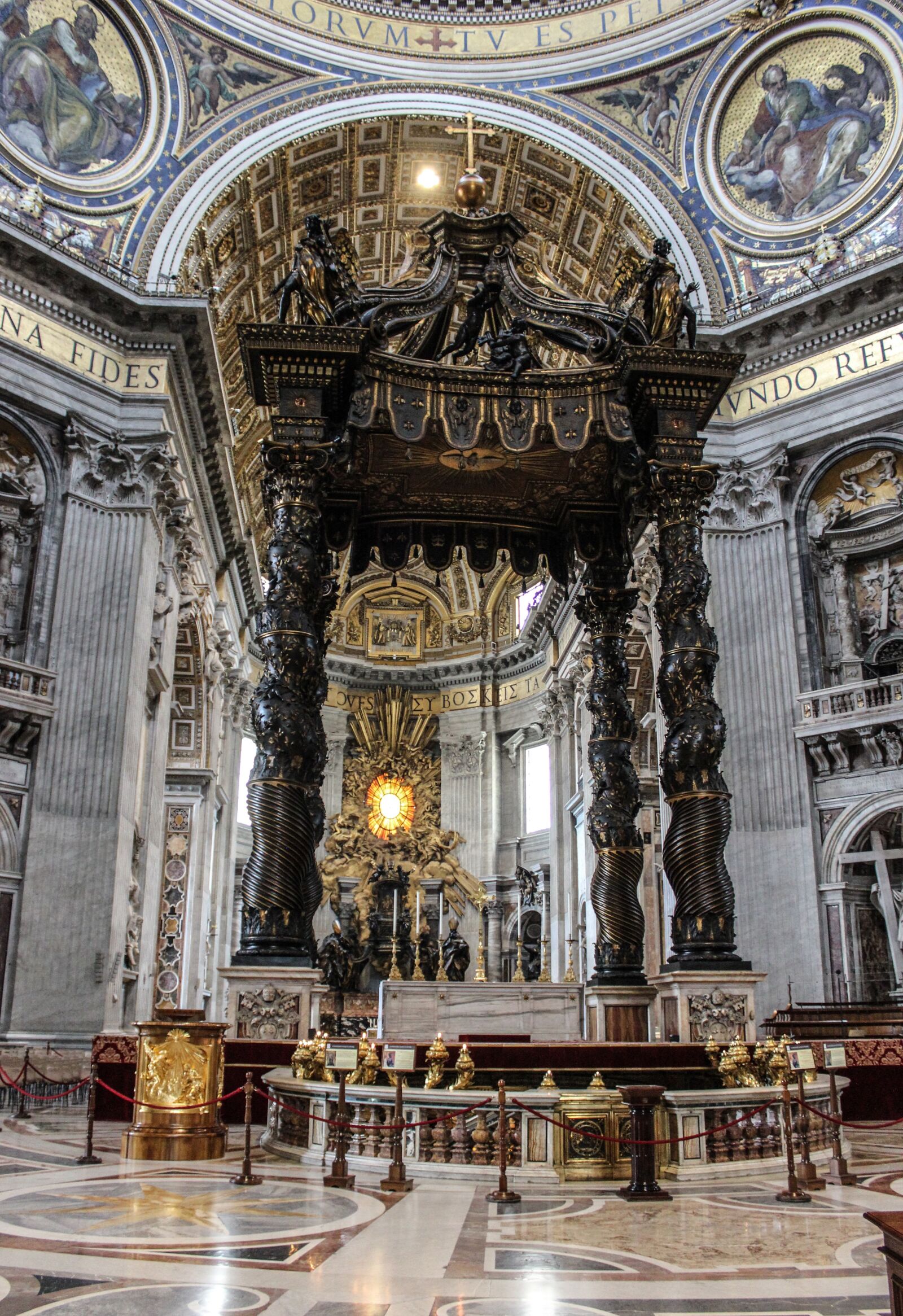 Canon EOS 550D (EOS Rebel T2i / EOS Kiss X4) sample photo. Vatican, san pietro, basilica photography