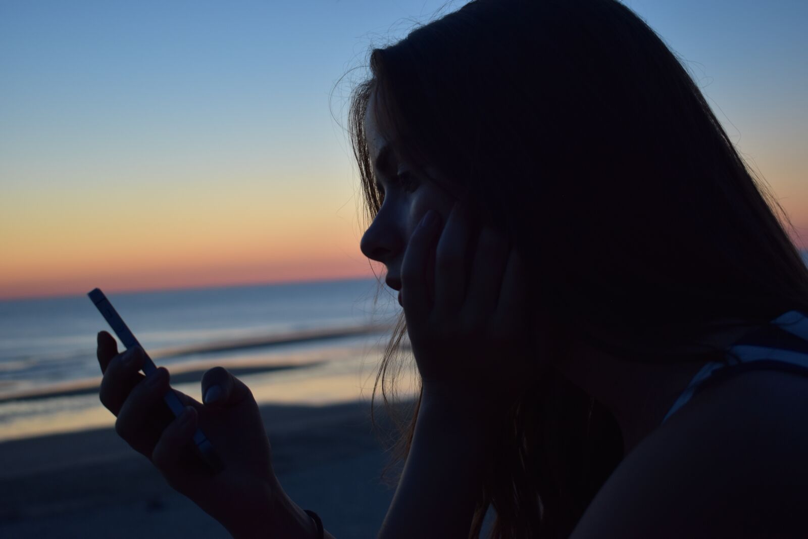 Nikon D5500 sample photo. Romantic, sea, twilight photography