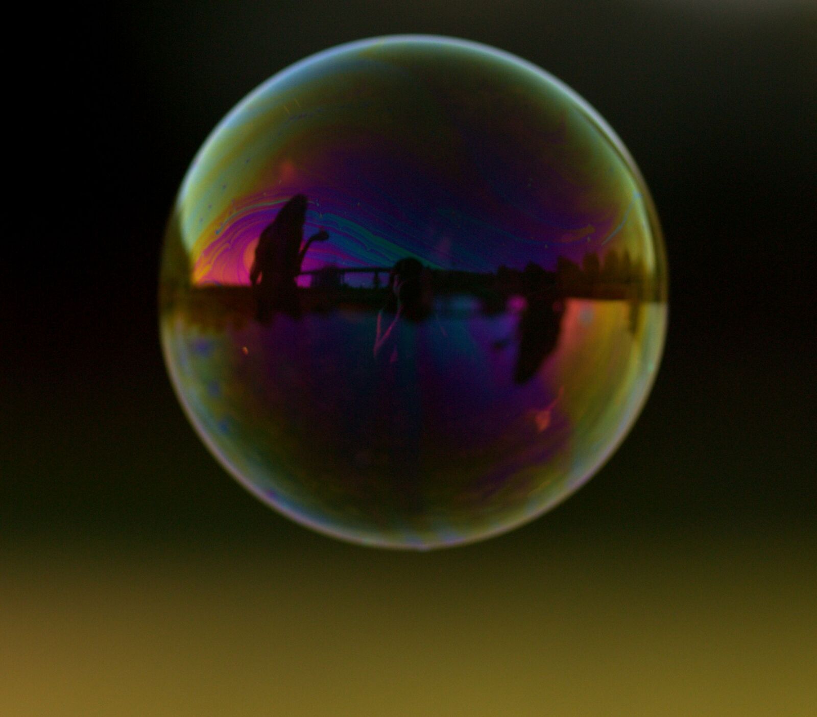 Canon EF-S 60mm F2.8 Macro USM sample photo. Bubbles, soap, coloring photography