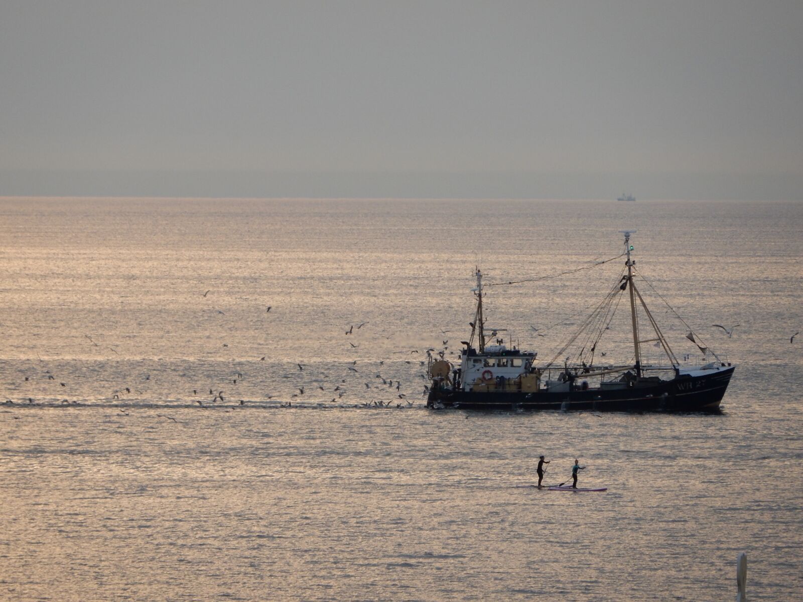 Nikon Coolpix S9900 sample photo. Fishing boat, scheveningen, fish photography