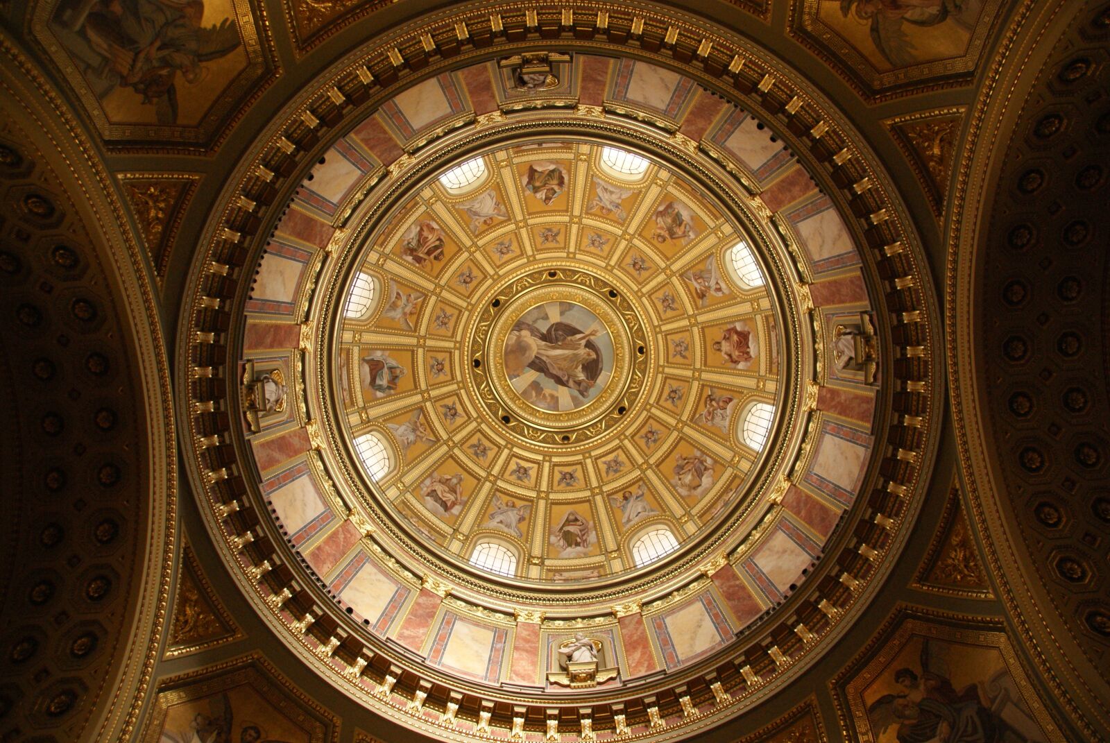 Sony Alpha DSLR-A230 sample photo. Church, dome, catholic photography