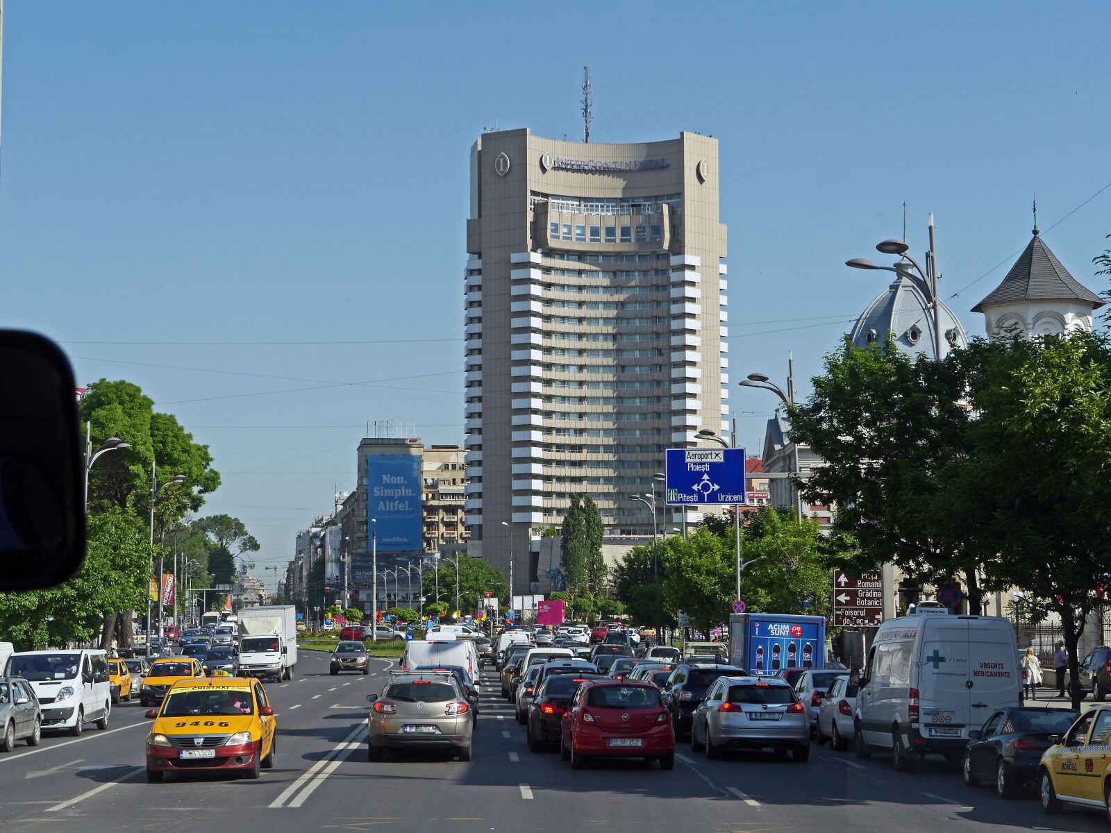 Panasonic Lumix DMC-GH3 sample photo. Bucharest, million city, thoroughfare photography