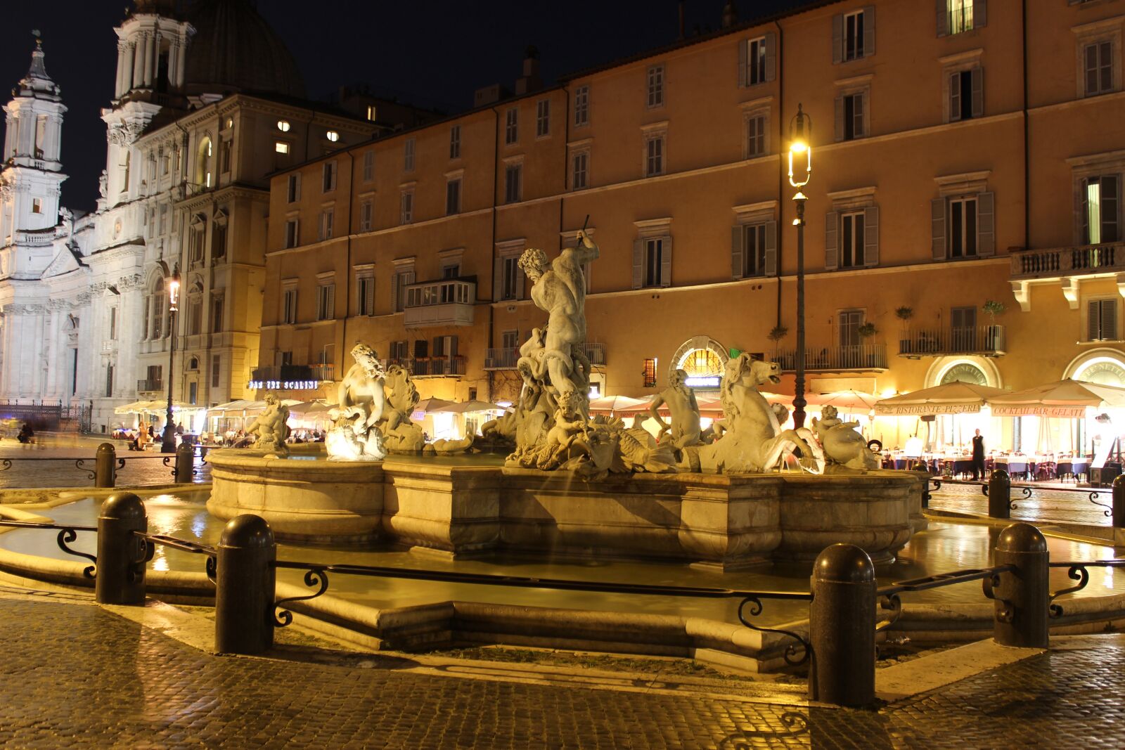 Canon EOS 600D (Rebel EOS T3i / EOS Kiss X5) sample photo. Navona, roma photography
