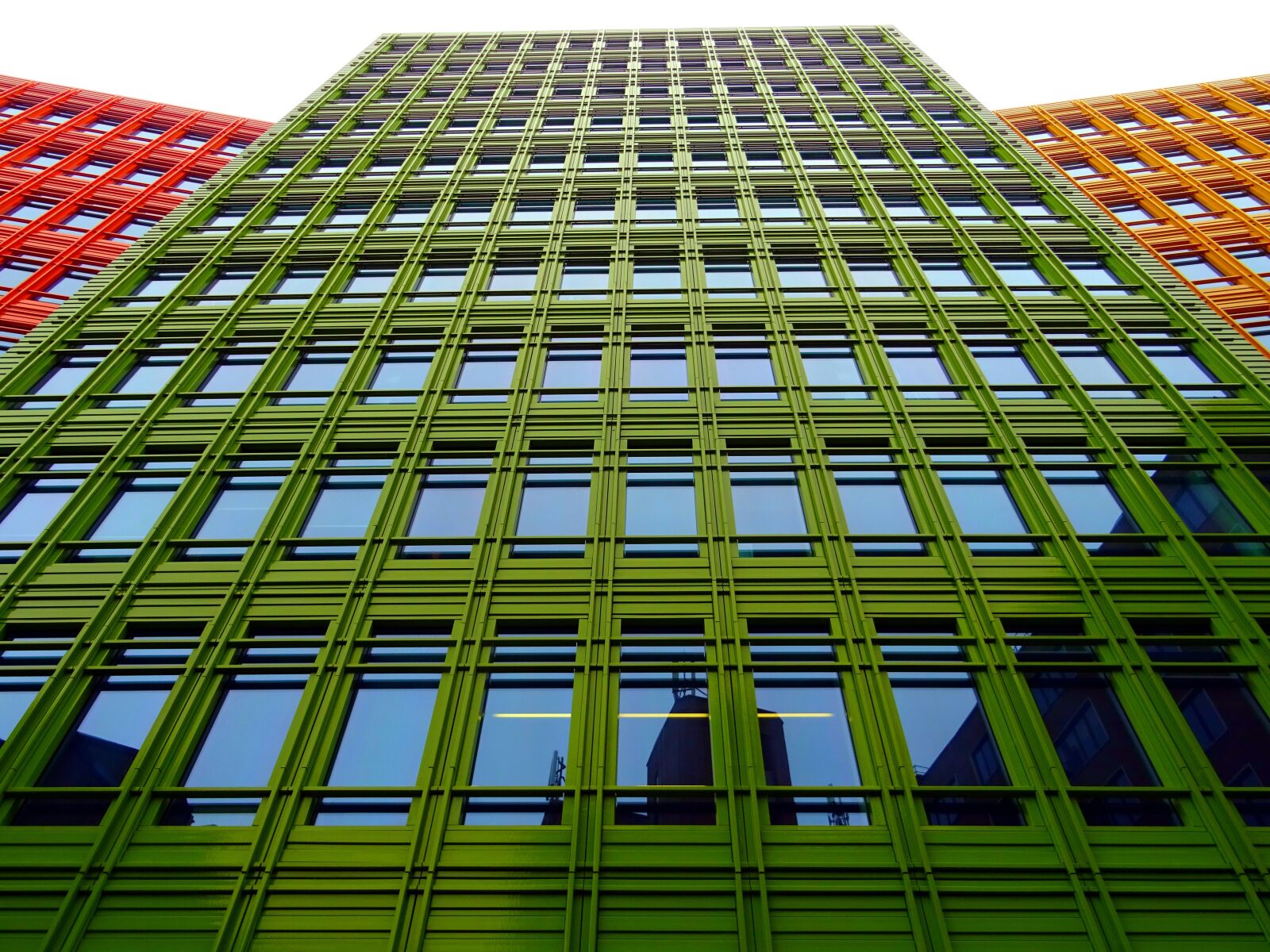 Sony DSC-HX60 sample photo. Architecture, buildings, cityscape, design photography