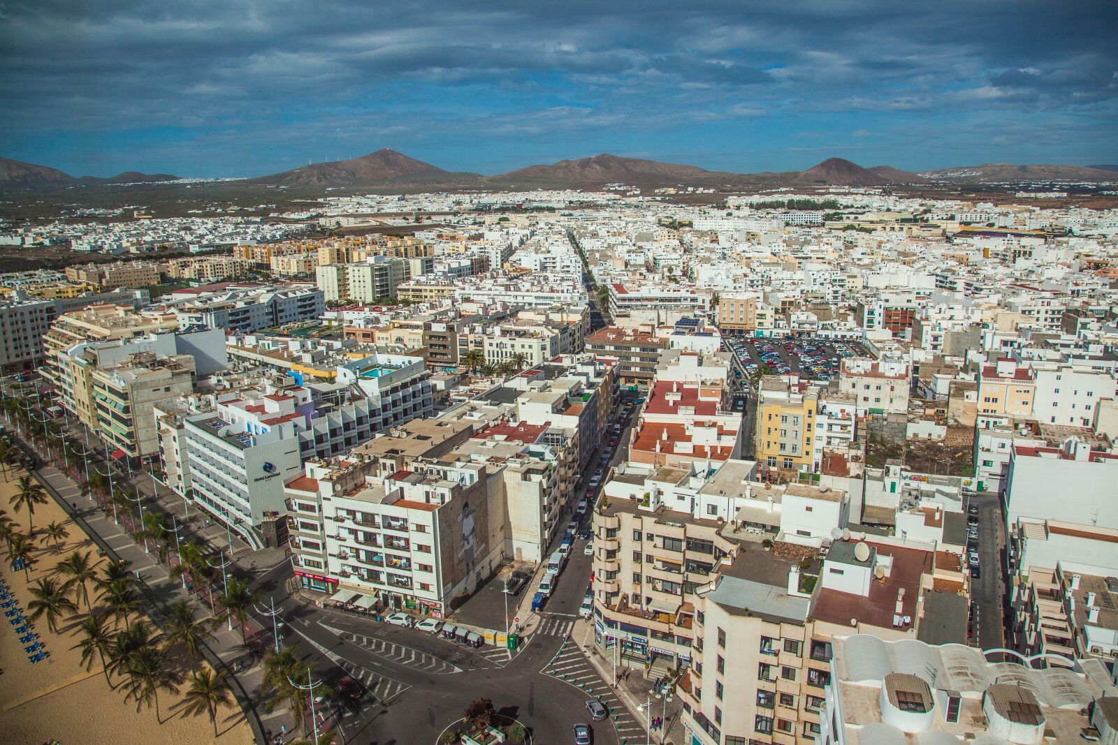 Canon EOS 5D Mark II sample photo. Arrecife, capital, lanzarote photography