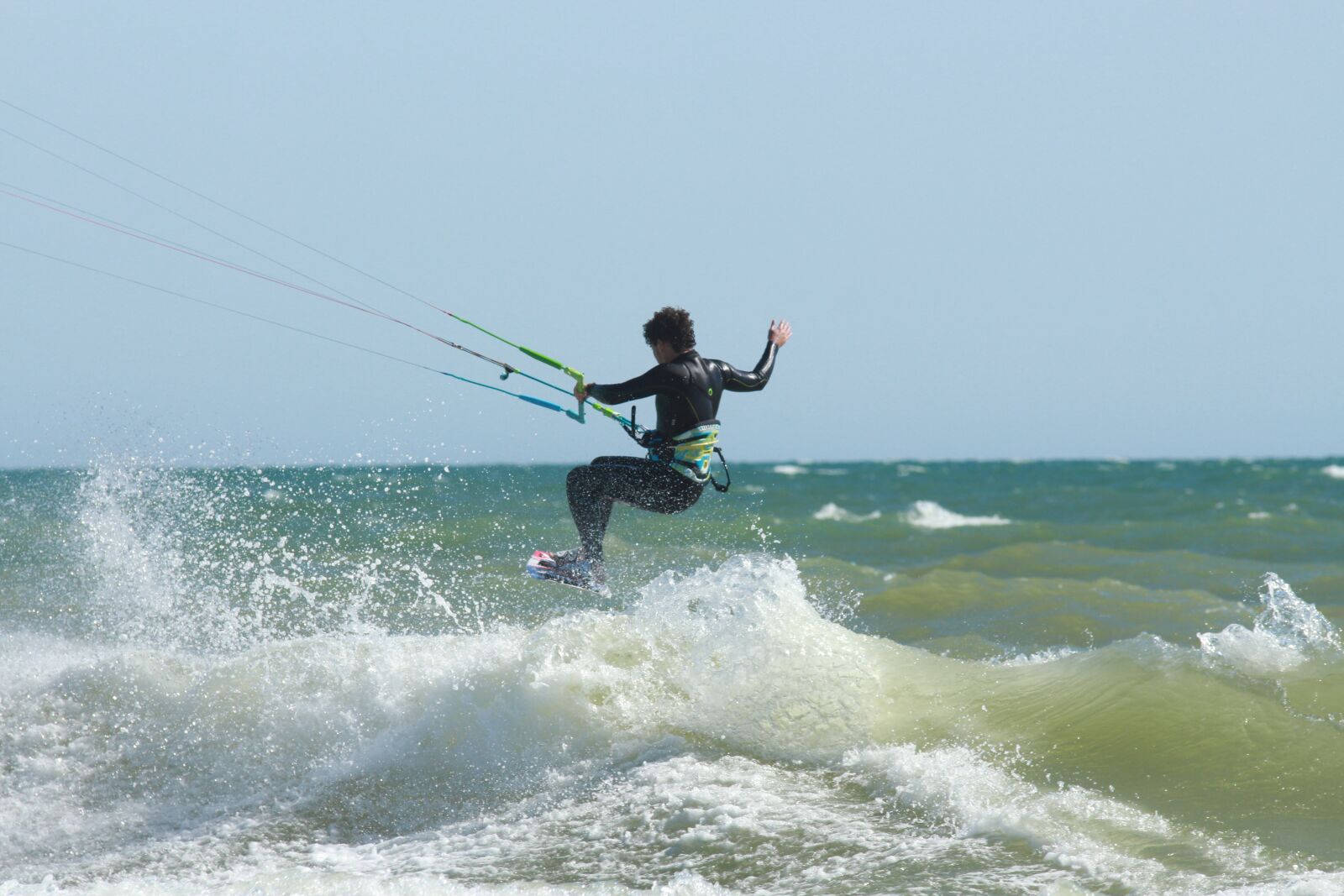 Canon EOS 700D (EOS Rebel T5i / EOS Kiss X7i) sample photo. Kite surfer, wave, sea photography