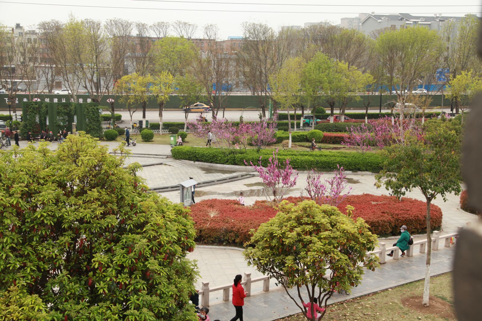 Canon EOS 5D Mark II sample photo. City park, chinese new photography