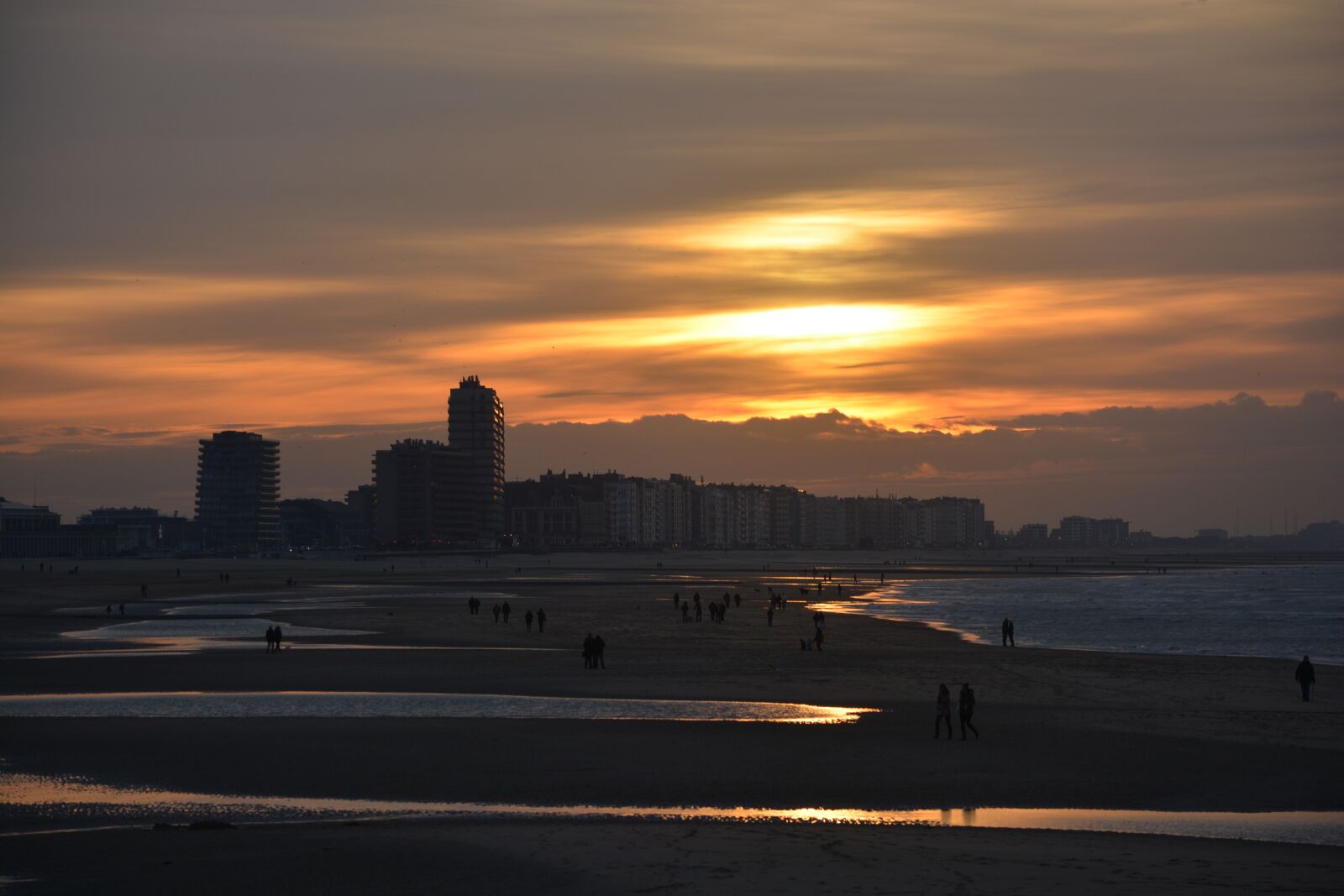 Nikon D5200 sample photo. Oostende, sunset, sea photography