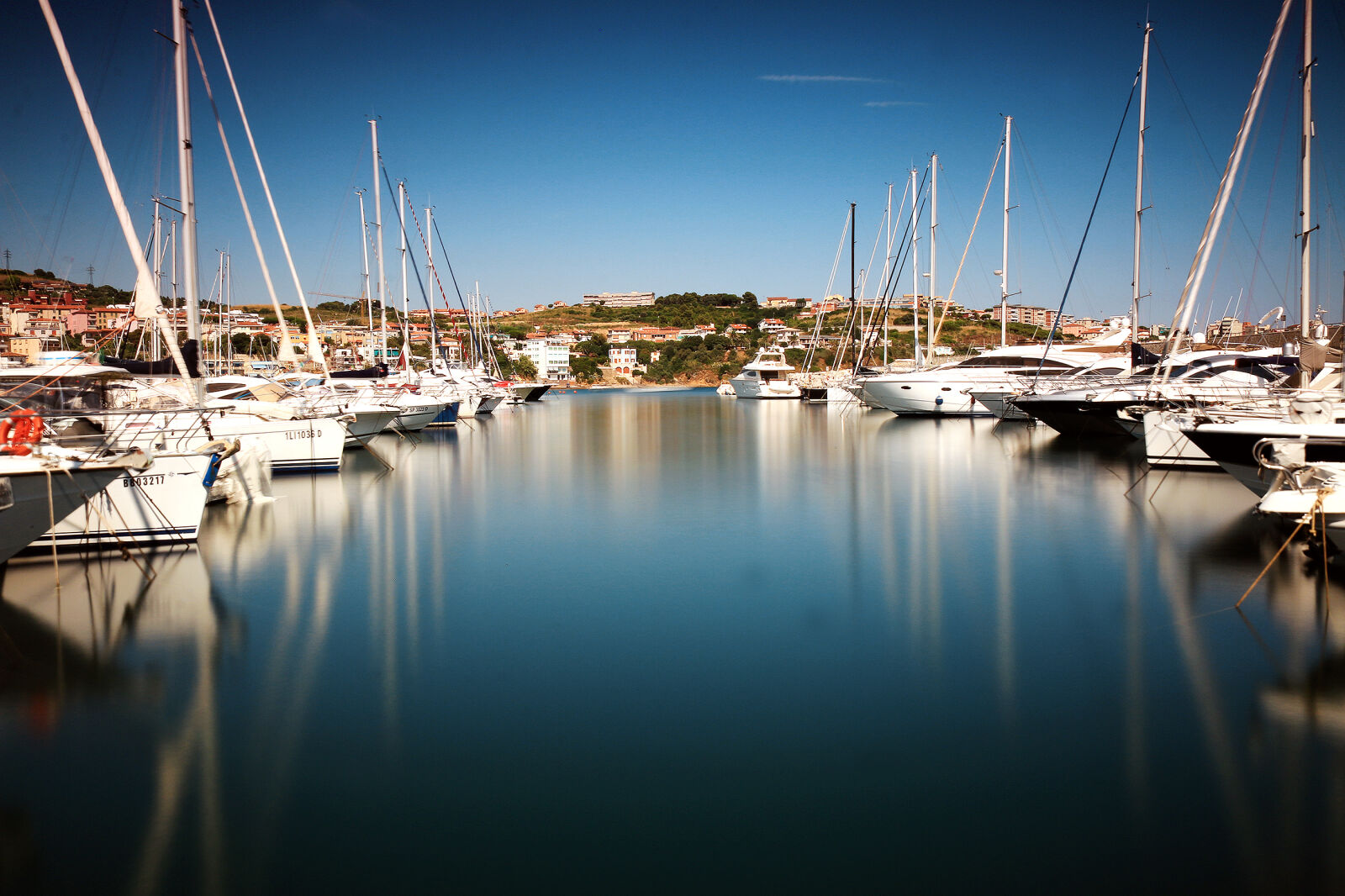Canon EOS 70D sample photo. Marina, port, sailboats, sailing photography