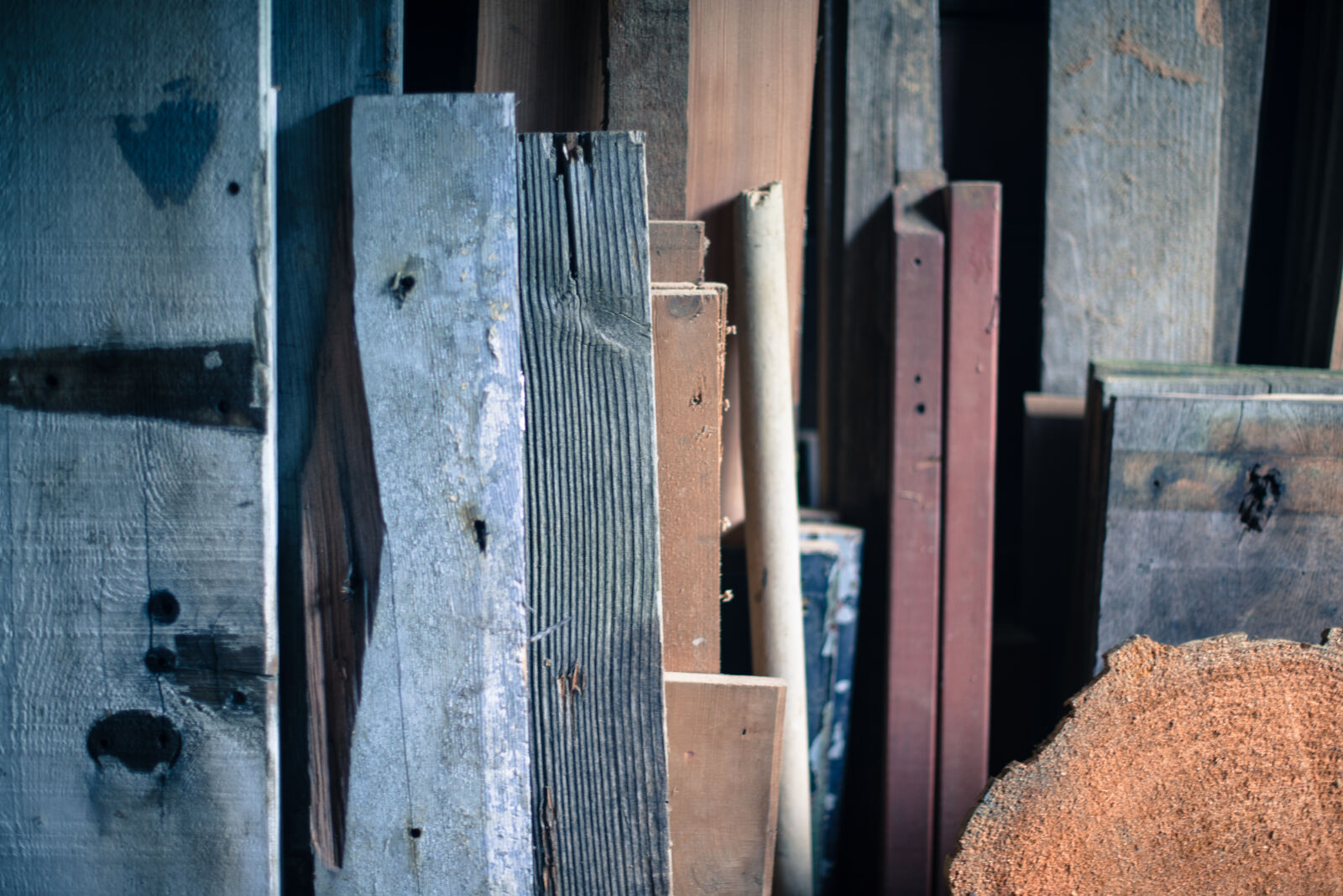 Nikon D600 + Nikon AF-S Nikkor 50mm F1.4G sample photo. Dirty, rustic, texture, wood photography