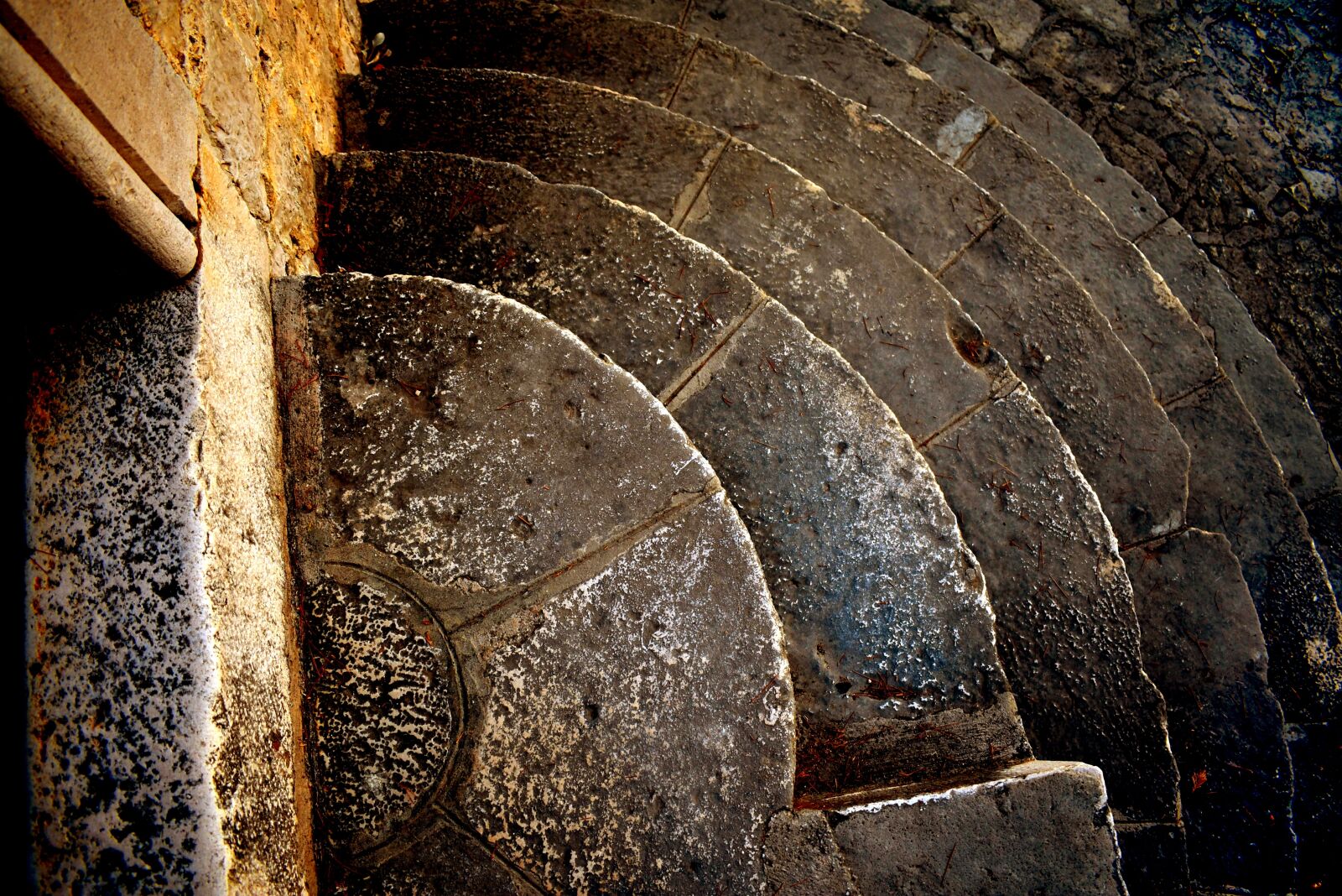 Nikon D3400 sample photo. Stairs, circular stairs, staircase photography