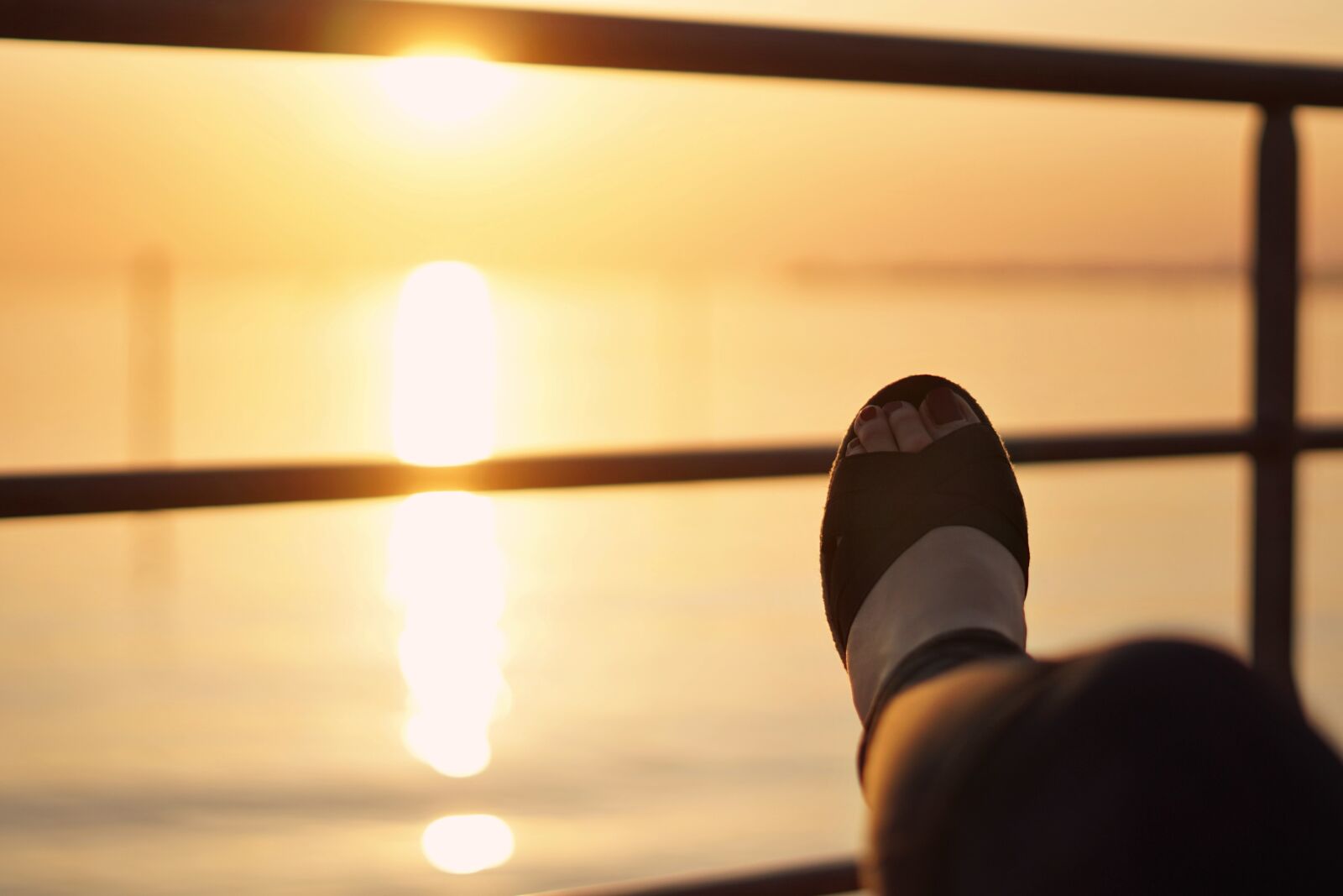 Sony a6000 sample photo. Sunset, human, reflection photography