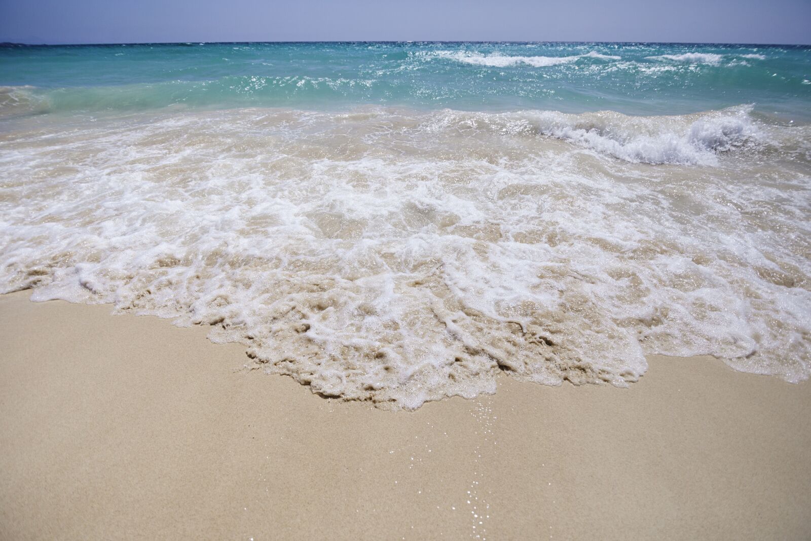Canon EOS 5D Mark II sample photo. Sand, waters, beach photography